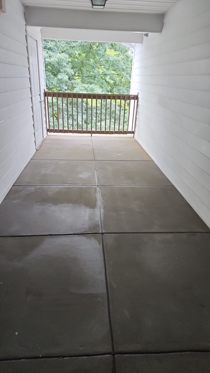 Appartment cleaning by Power Wash Masters LLC