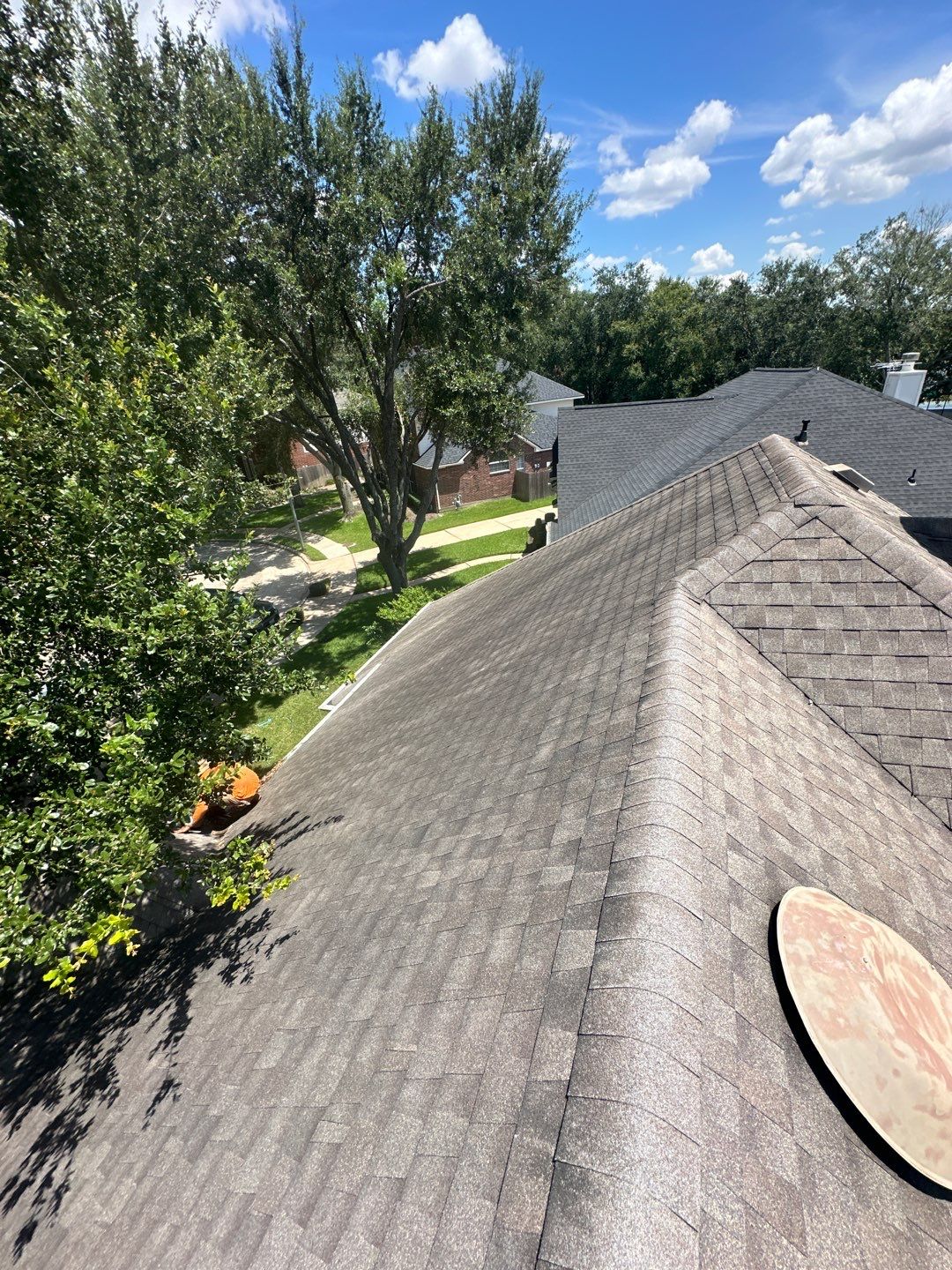 Hail Damage using Owen's Corning Duration (Lifetime) Shingles by Roof Repair Company