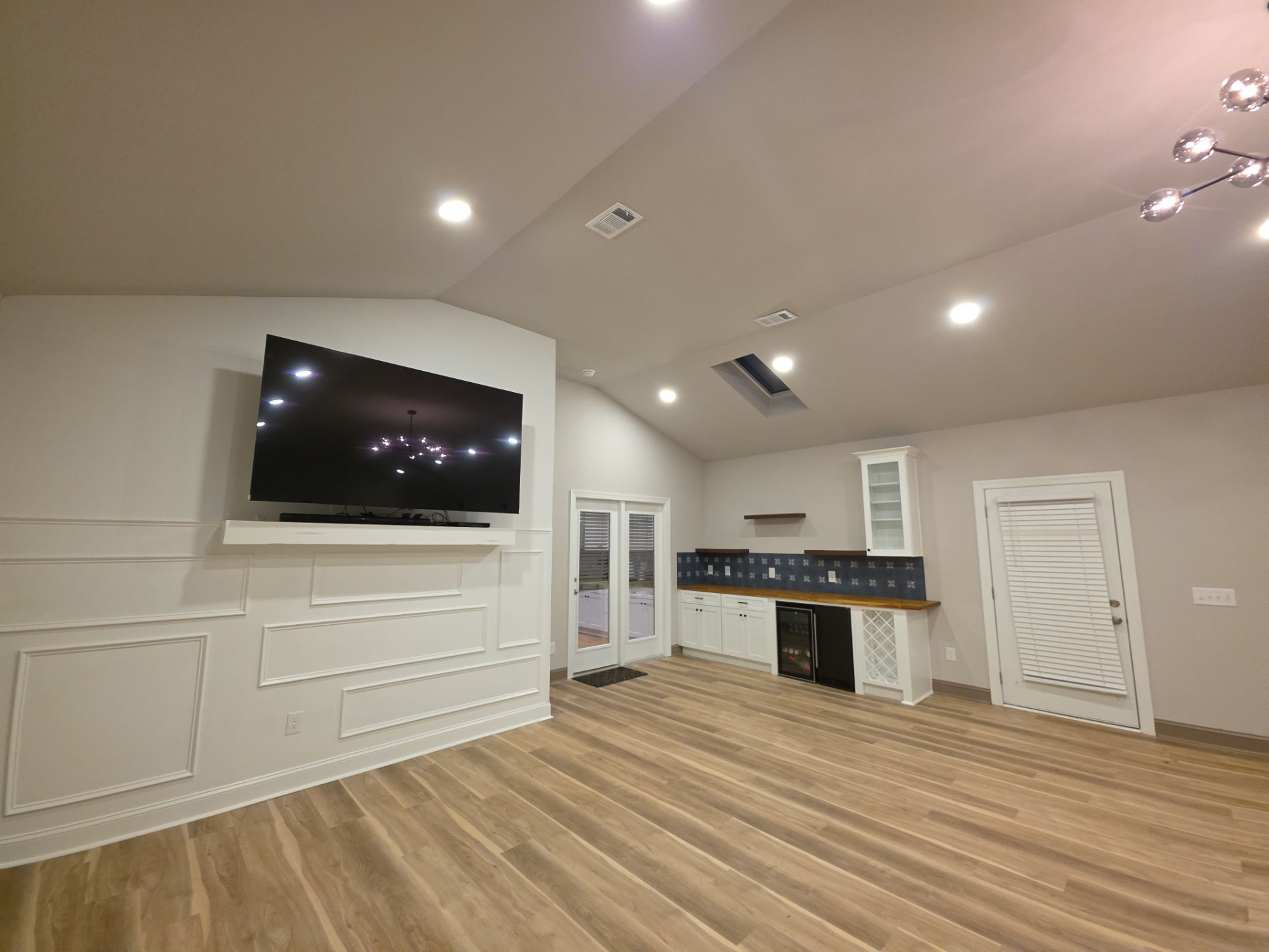 Four Season Addition by Ajayi Design and Construction 