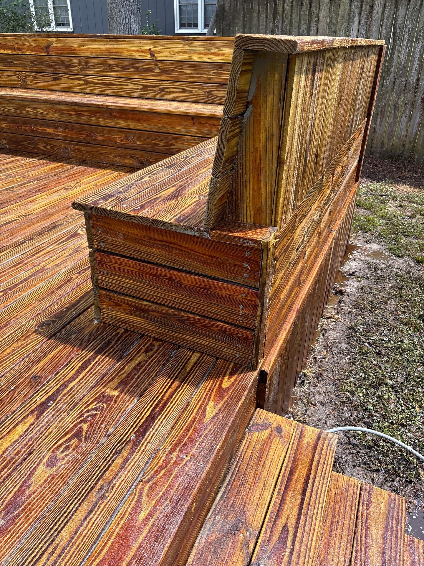 Wood Deck using Wood Sealant by DuraSeal