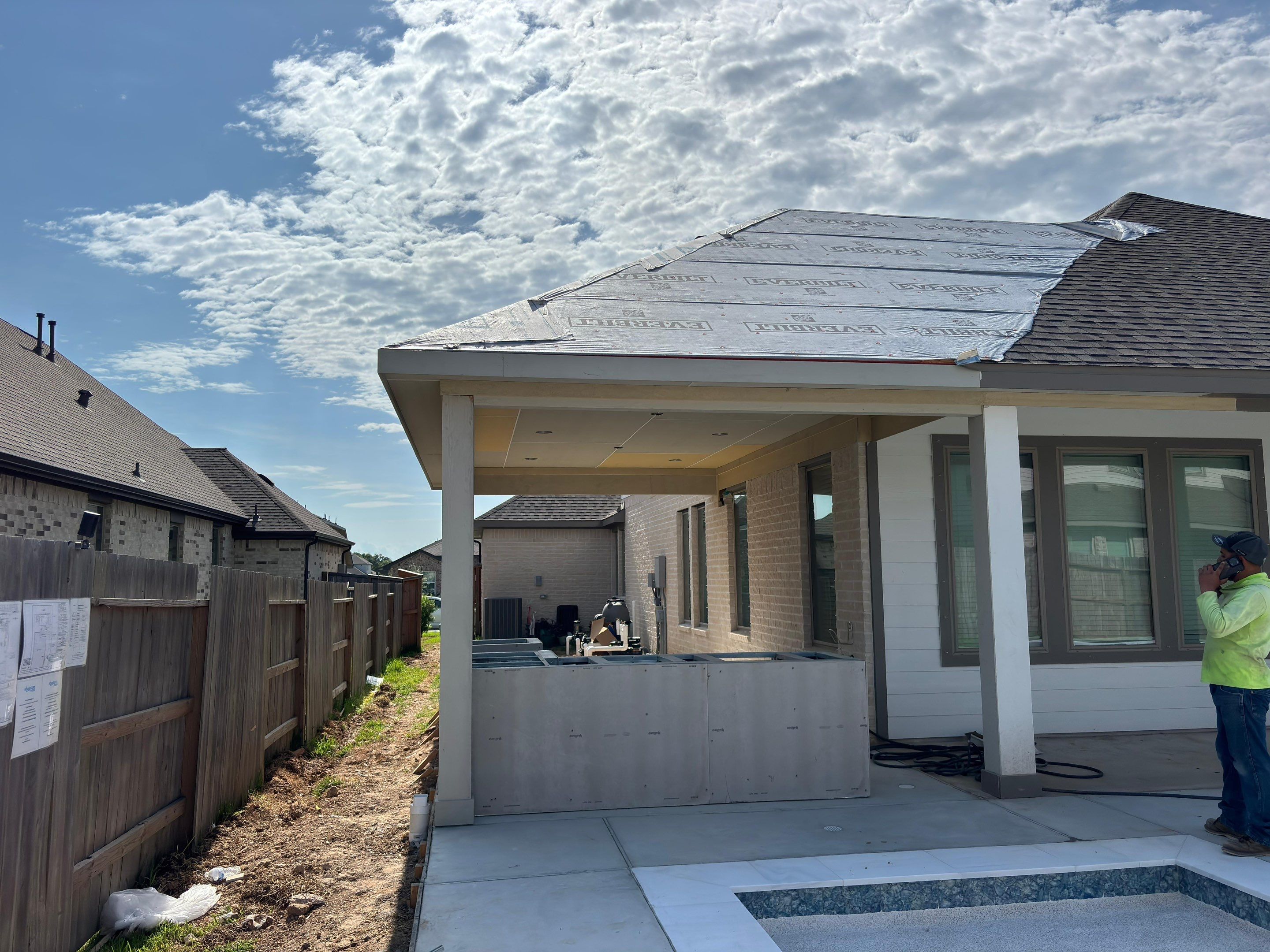 Patio and Summer Kitchen in Texas city by SophAlx LLC