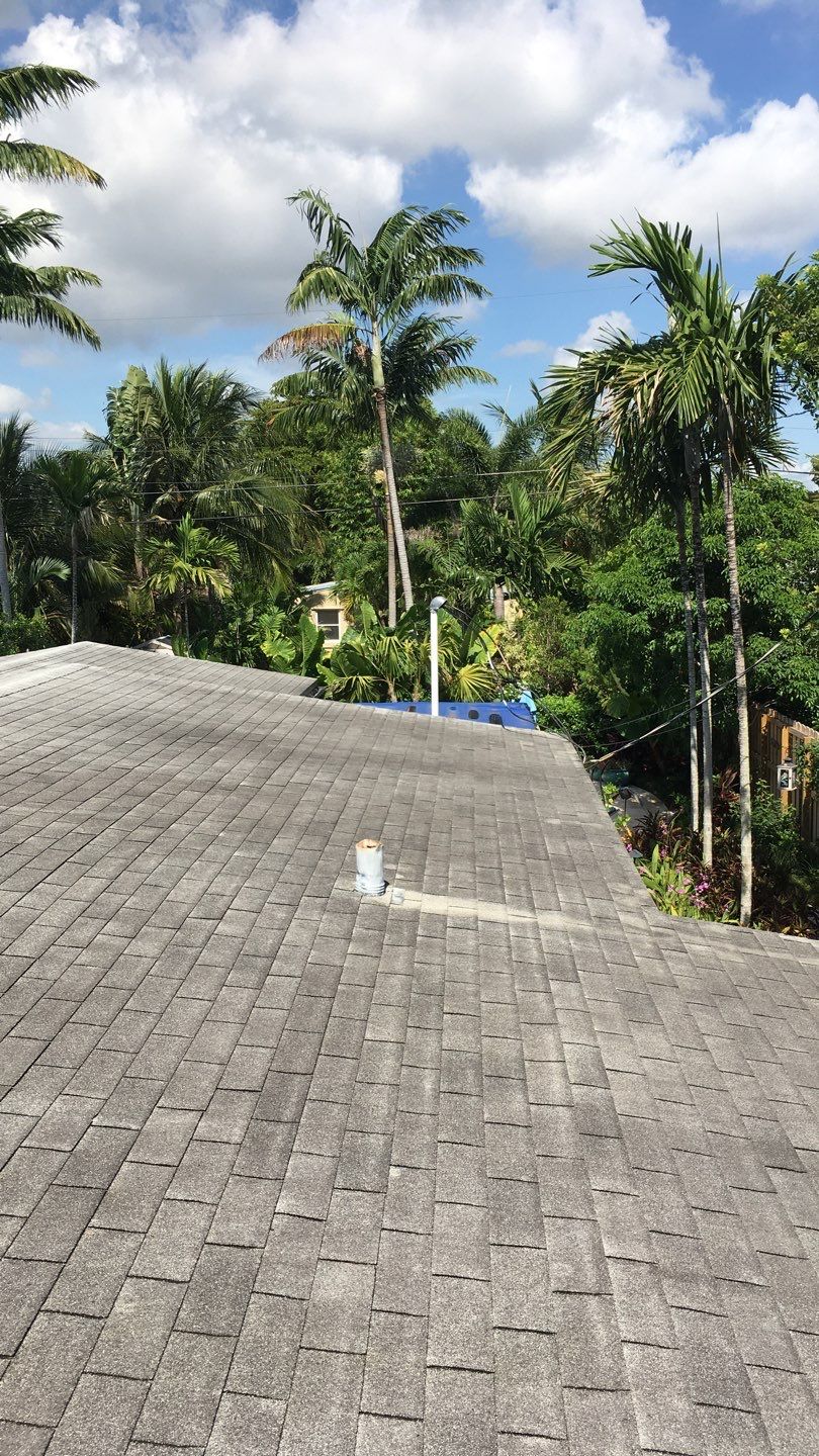 Metal Roof - Galvalume - Regal White by Istueta Roofing