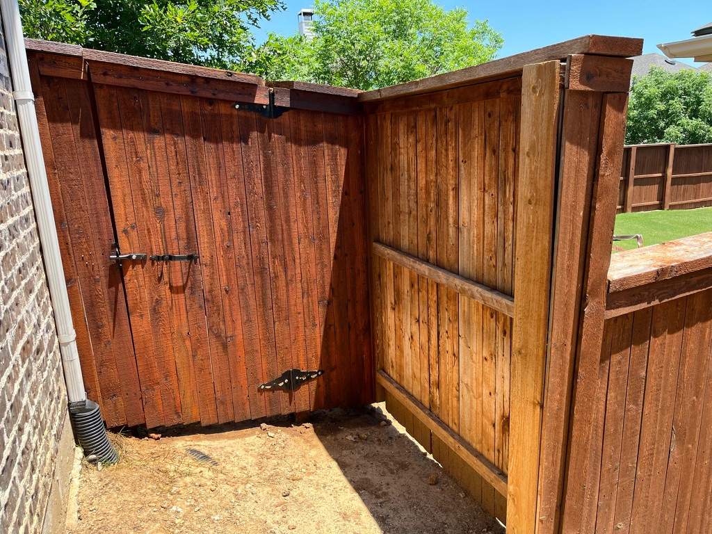 Fence Staining using Fence Stain by Lighthouse Contractors