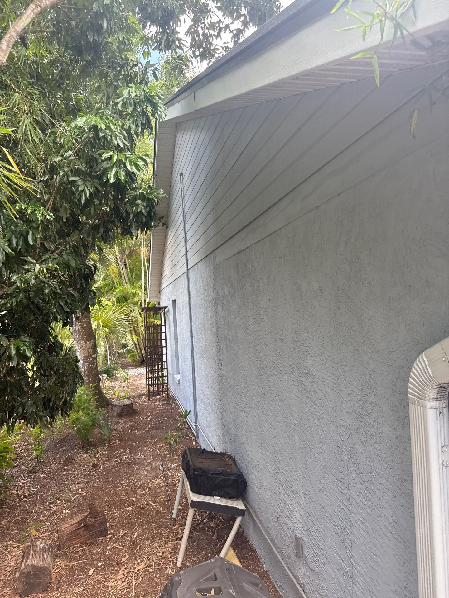 Gutter Guards Installation using Leaf Guard in Sarasota FL by Gutter Professors