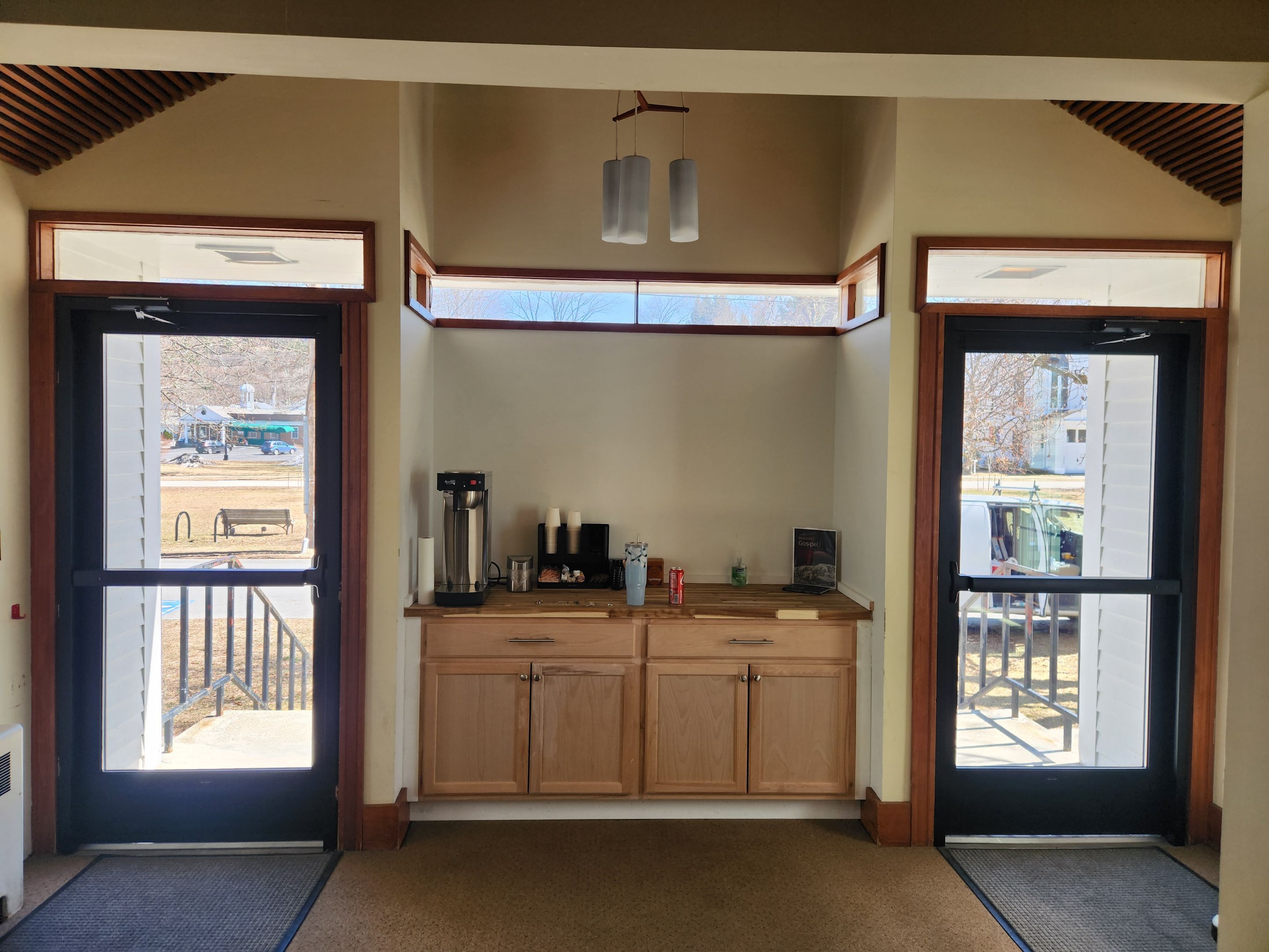 Commercial Door using Kawneer 190 Narrow Stile Doors by Cheshire Glass Company
