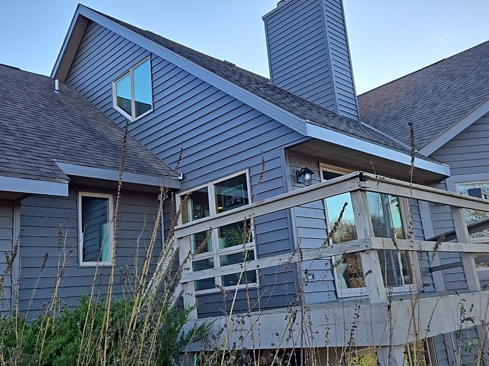 Siding Installation using Norandex Polar Wall Plus Siding, Window Wraps by Total Exteriors