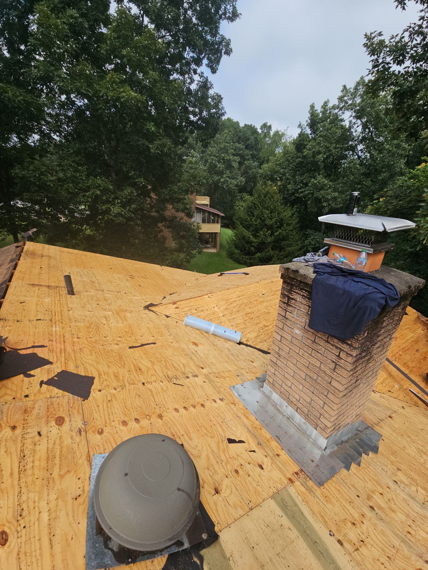 Residential Roofing Installation using GAF Timberline HDZ Barkwood by Rainstoppers Roofing