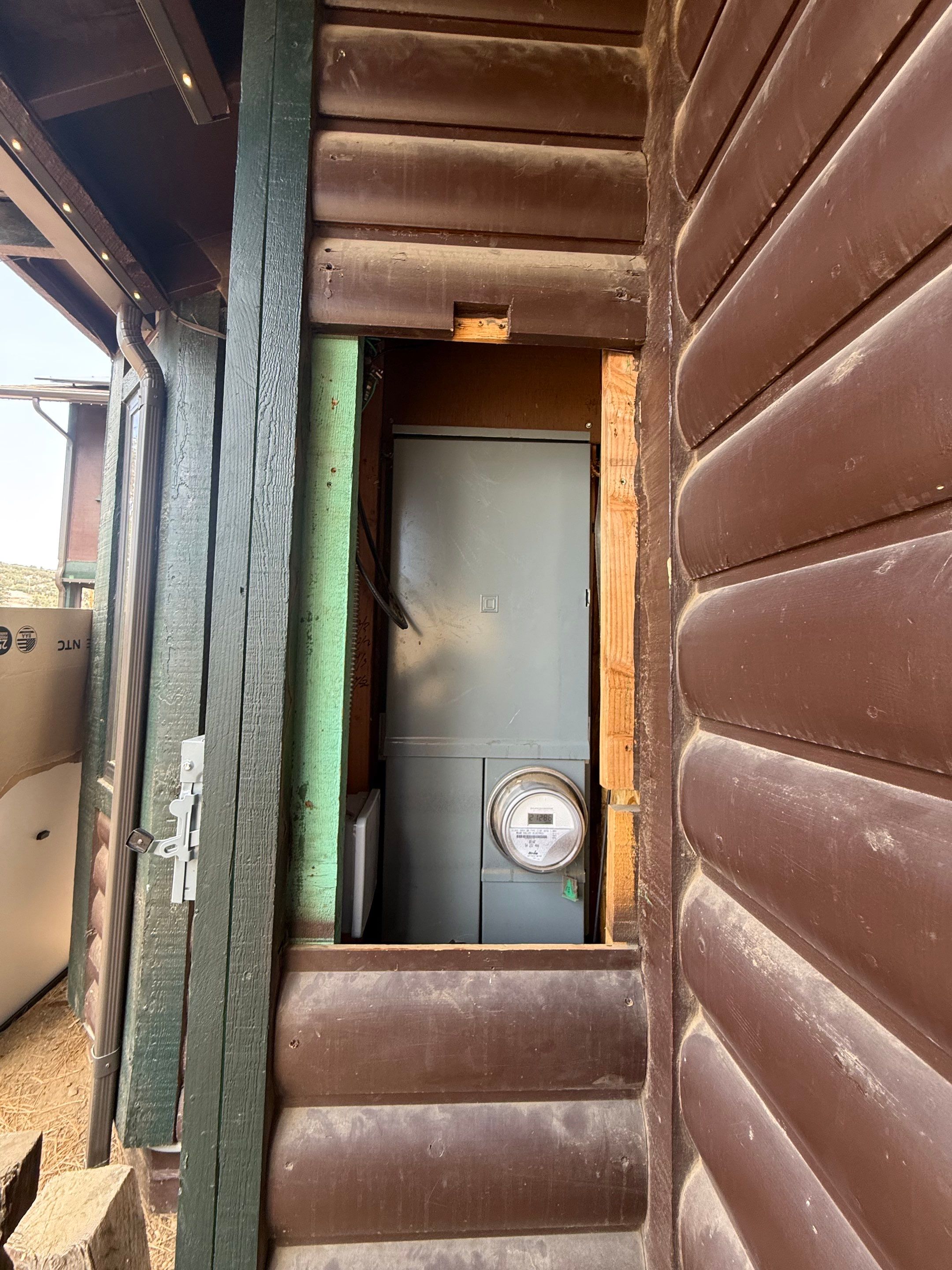Big Bear Solar Power Installation with Tesla Powerwall by VIBE SOLAR