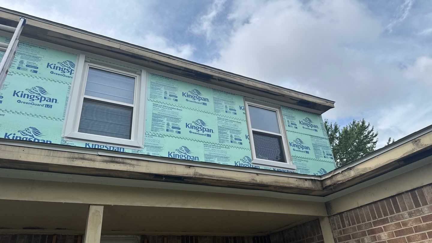 Siding Replacement using Alside S7 Cedar Mill Grain Pebble by 180 Contractors