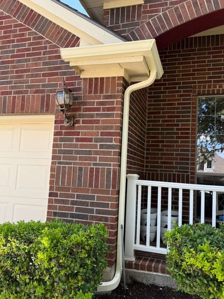 Project in Fort Worth  by Armor Roofing | Exteriors