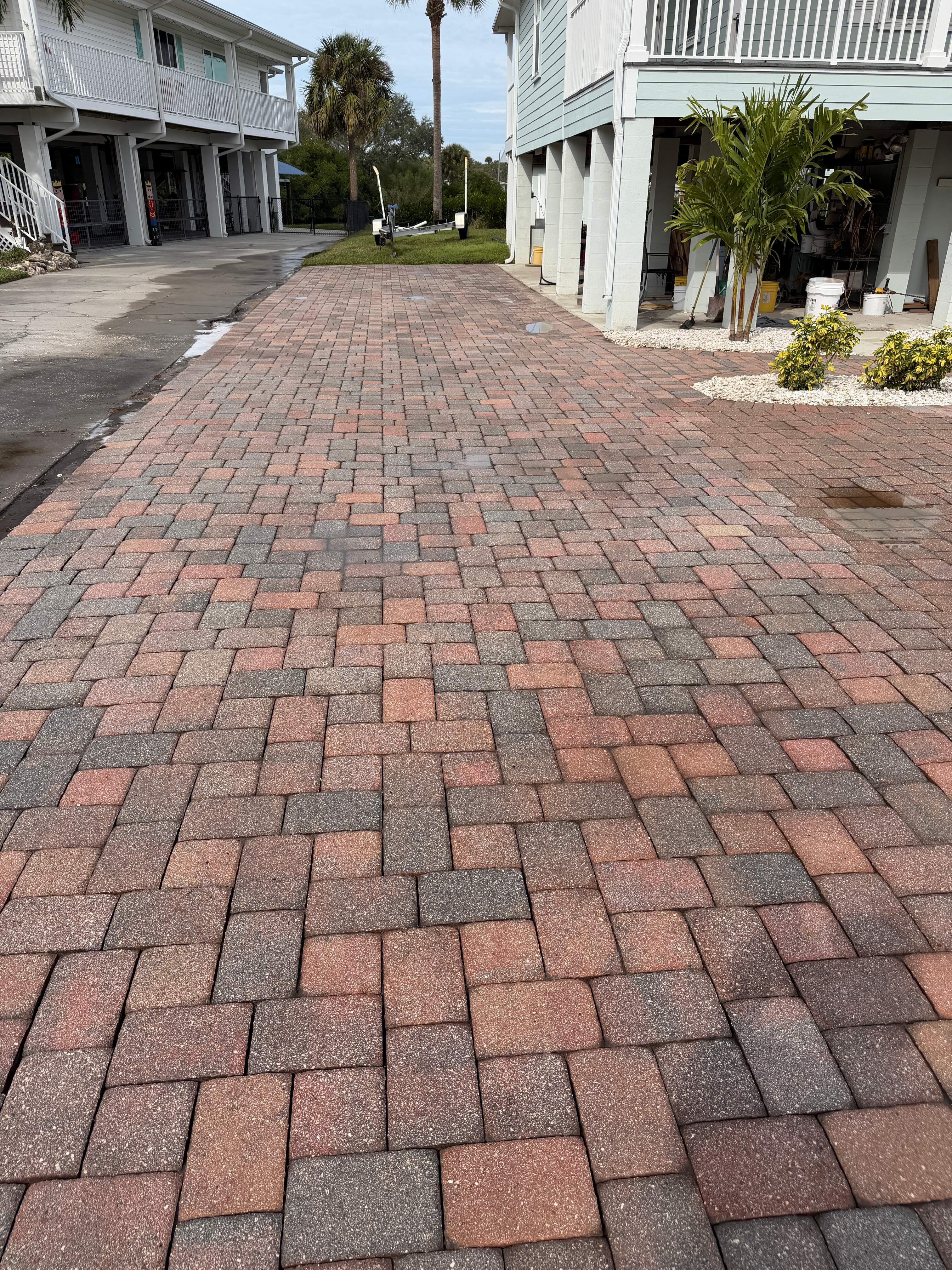 Multi-Toned Paver Driveway Cleaning and Sealing in Ruskin Florida by Supreme Paver Experts