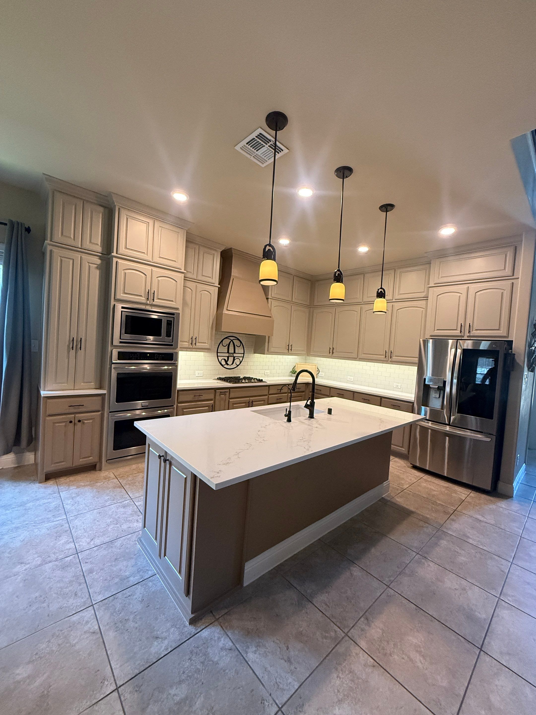 Kitchen & Primary Bath Remodel- McKinney, TX by C3 Custom Builds