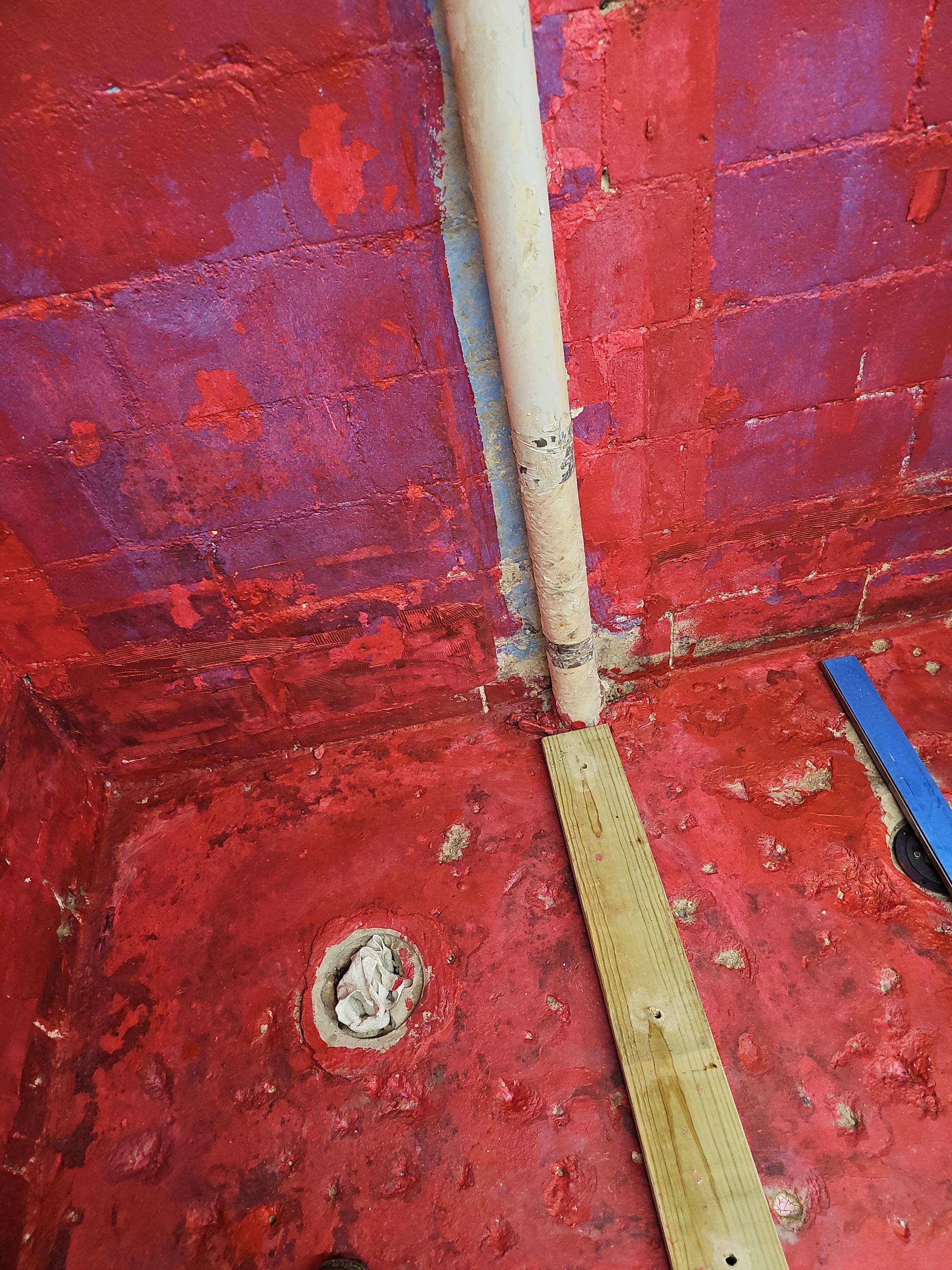 Showers & Storage by EL-GC LLC