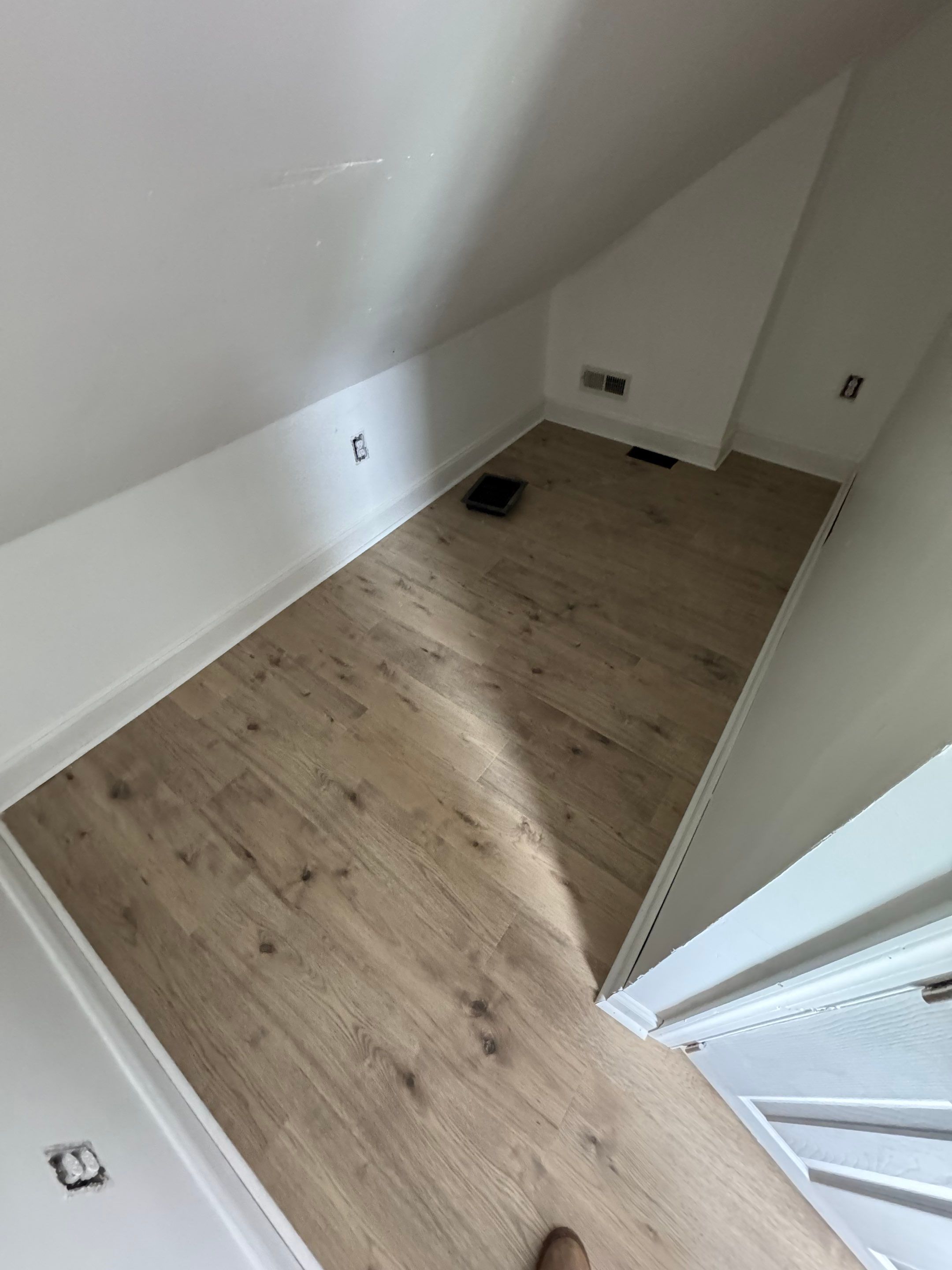 Full House Rehab, Flooring, Kitchen, Porch, Structural, Painting by AXR Inc