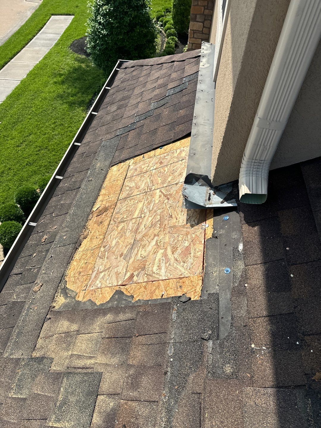 Hail Damage using Owen's Corning Duration (Lifetime) Shingles by Roof Repair Company