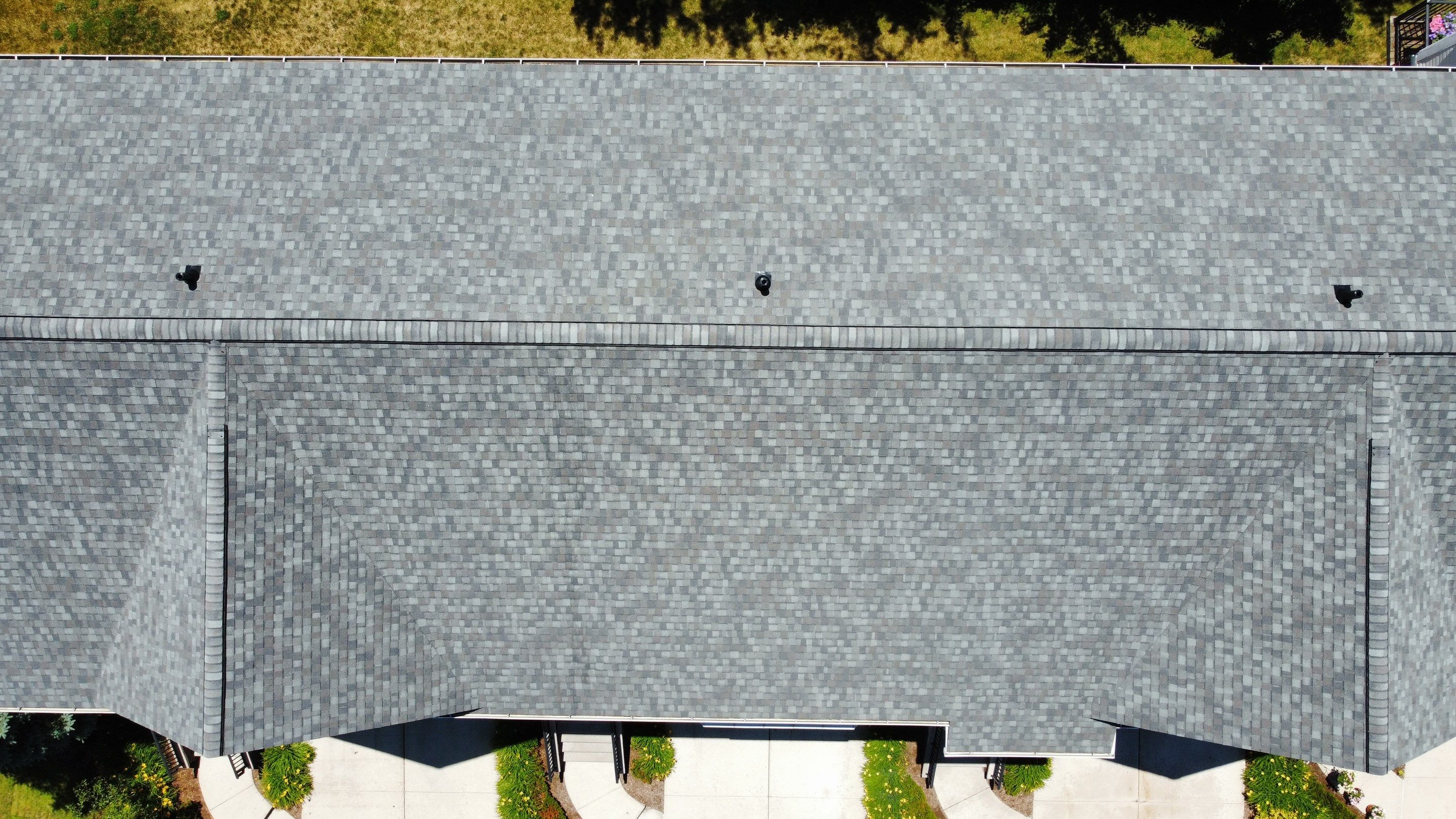 Roof Replacement - Condo Association   by Bloomfield Construction & Restoration