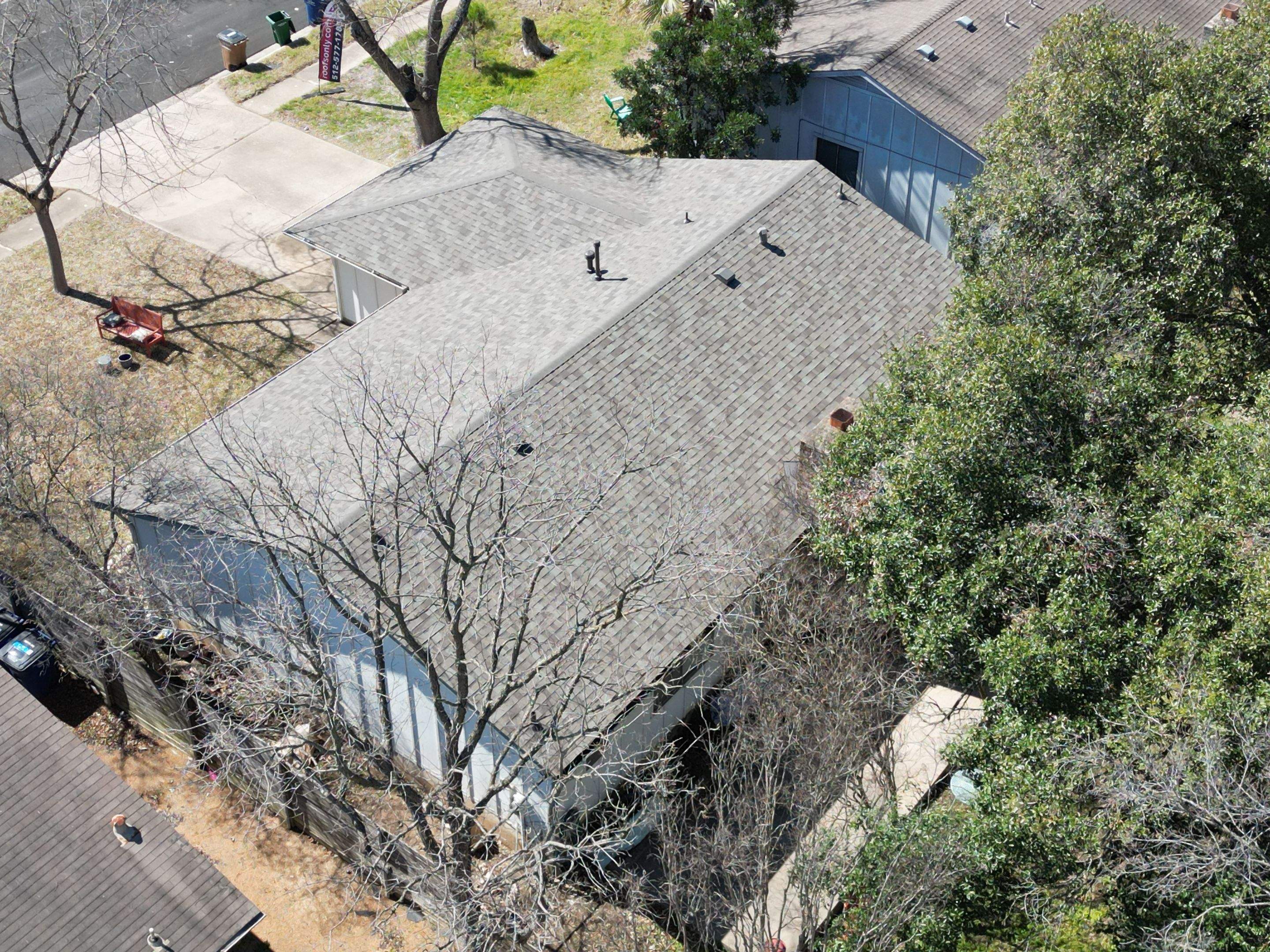 Driftwood - Owens Corning TruDefinition Duration by RoofsOnly.com