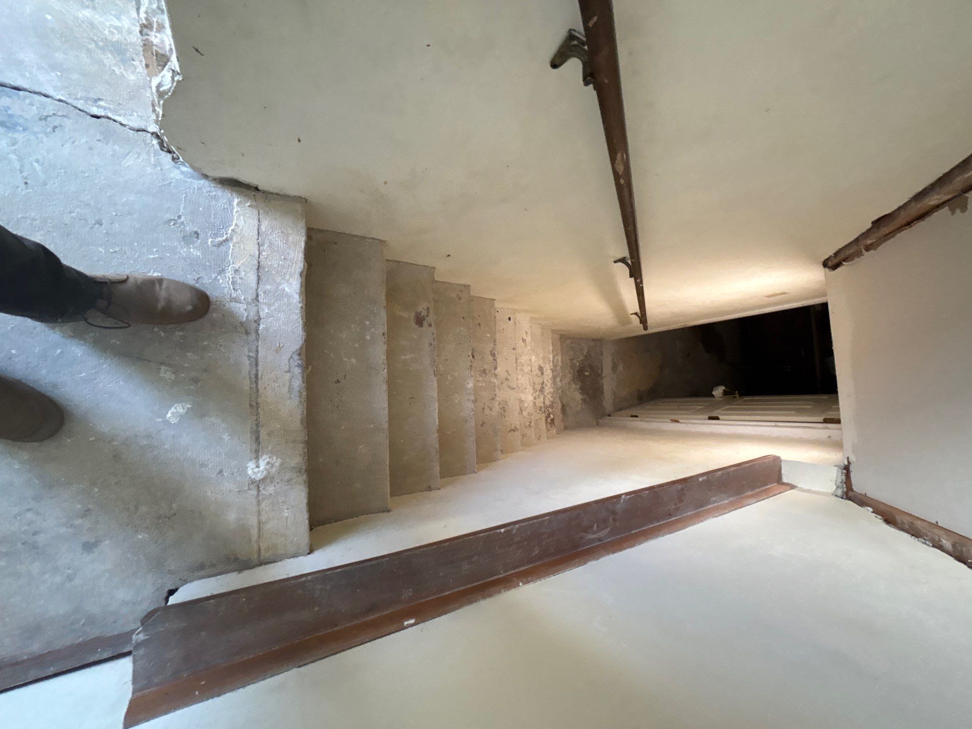 Comprehensive Basement Concrete Floor Coating and Crack Repair in Sioux Falls by Select Painting, Coatings & Garage Cabinets