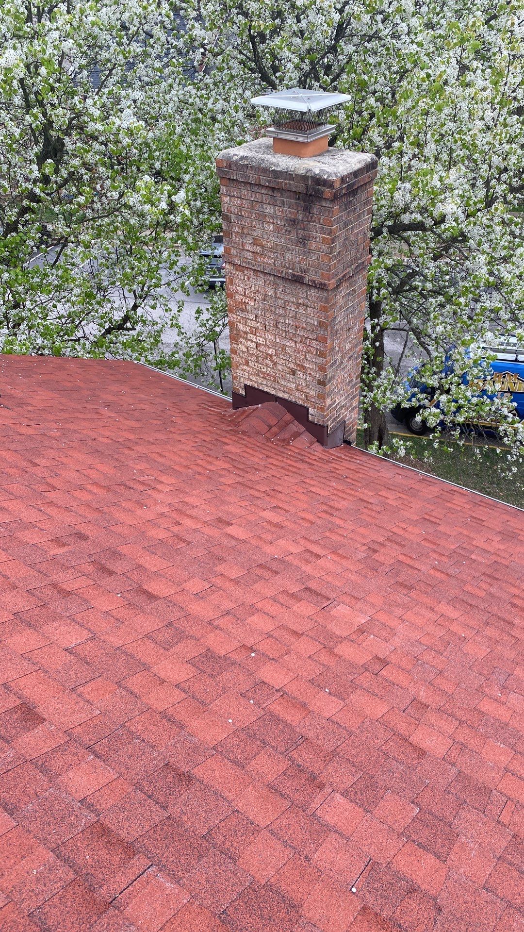 Springfield: Residential Roof Replacement with CertainTeed Landmark Pro in Max Def Red Oak by RM Banning, Inc.