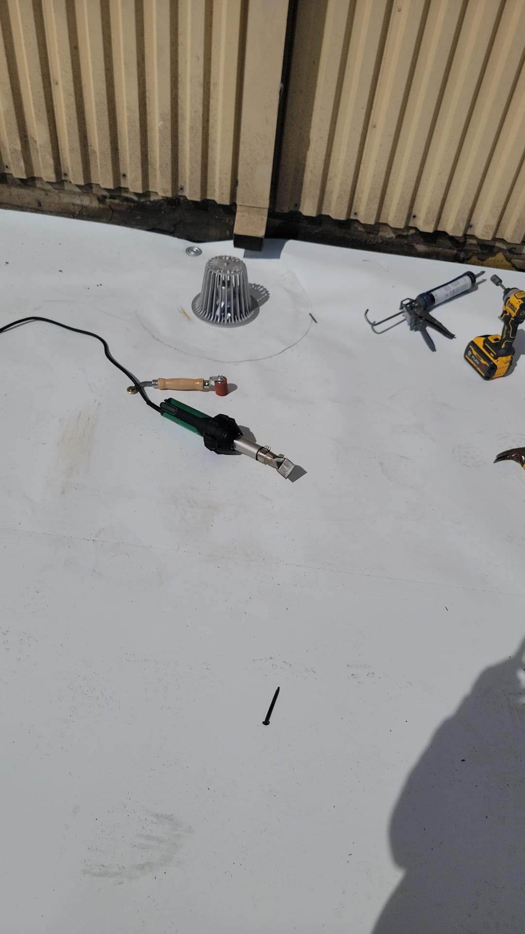 TPO single-ply roofing system using GAF by Straight Edge Roofing Inc