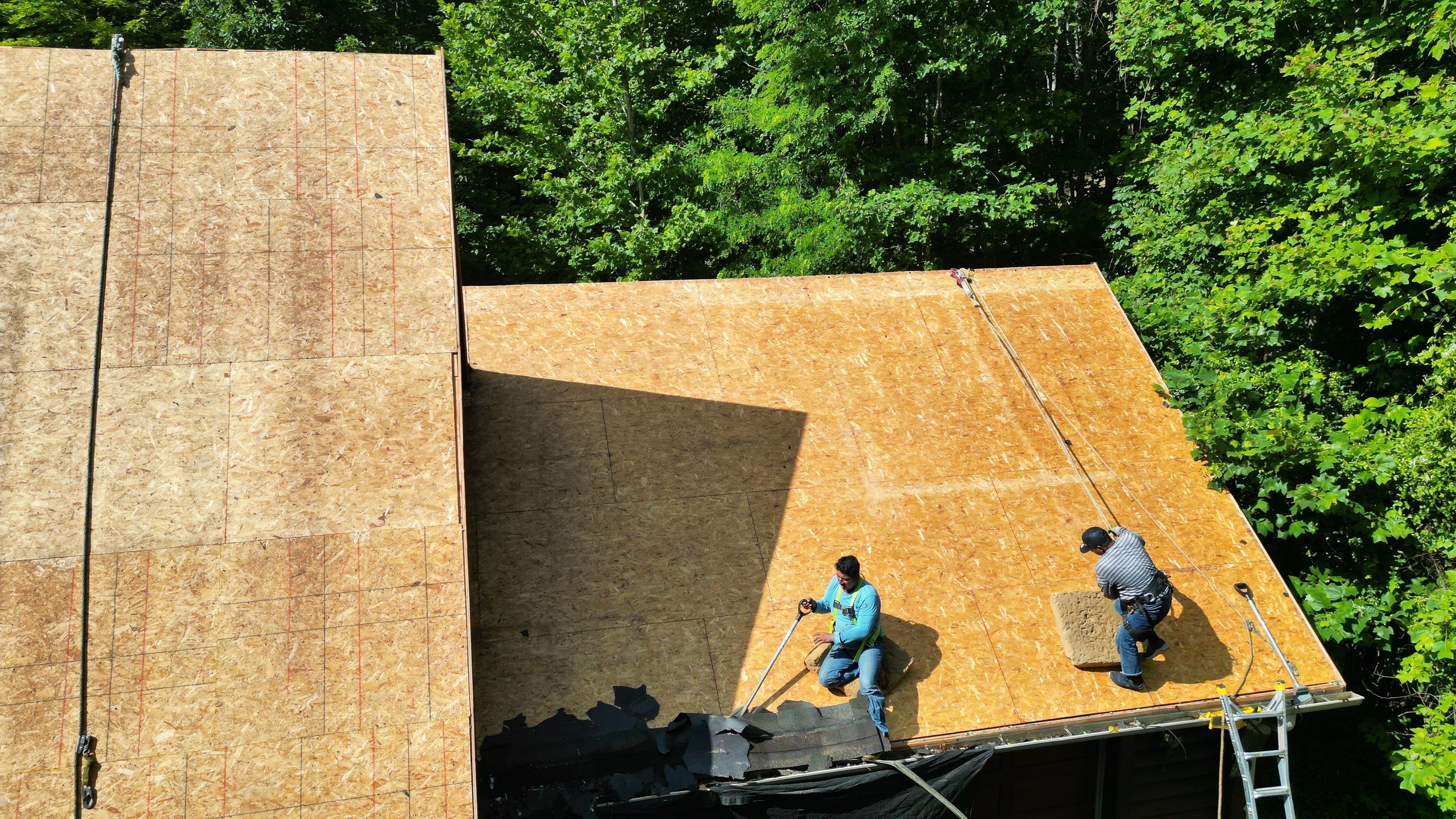 Residential Roofing Installation using Timberline HDZ Shingles - Charcoal by RoofX 