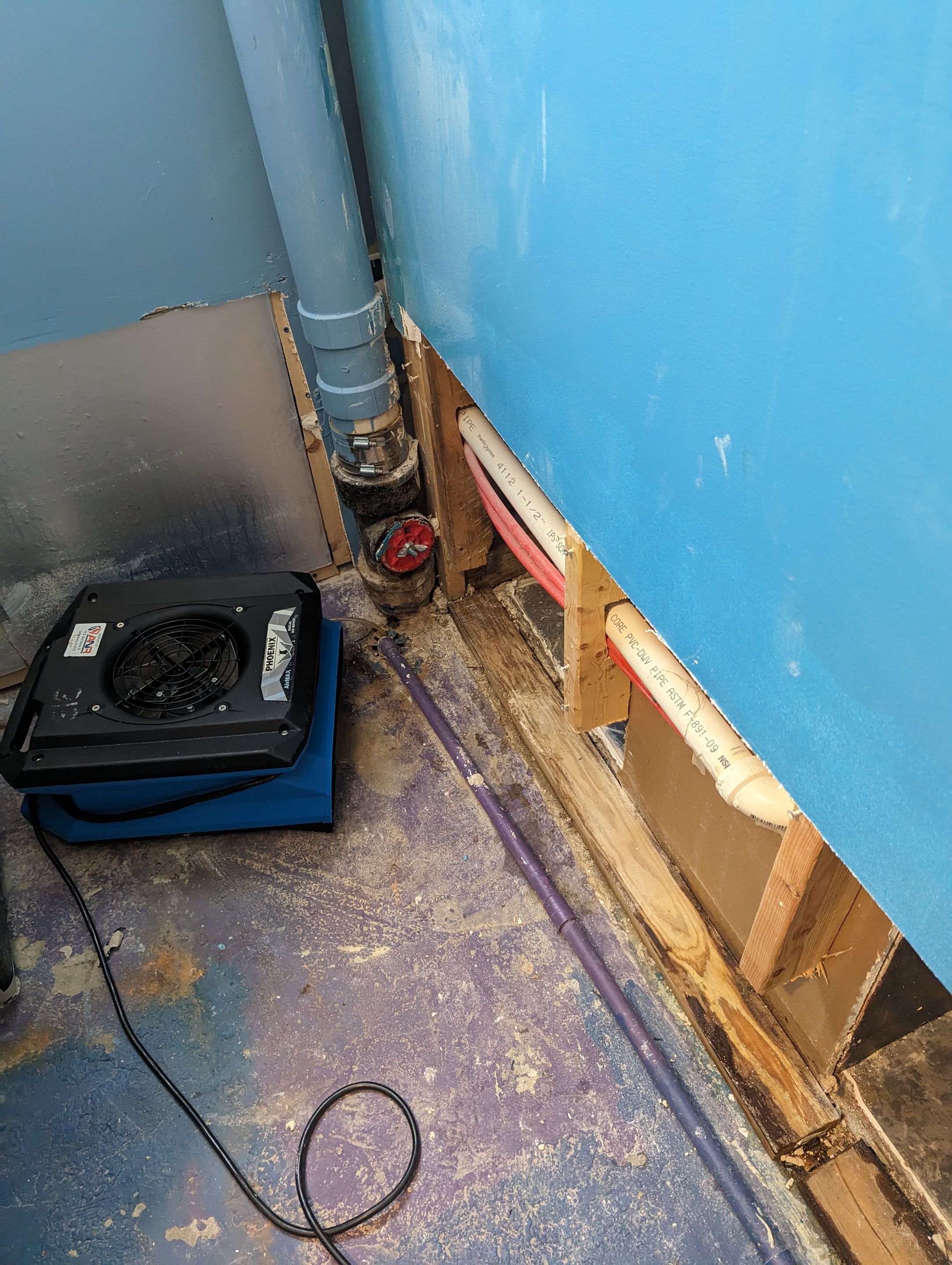 Water Mitigation with Equipment Set by ANR Restoration