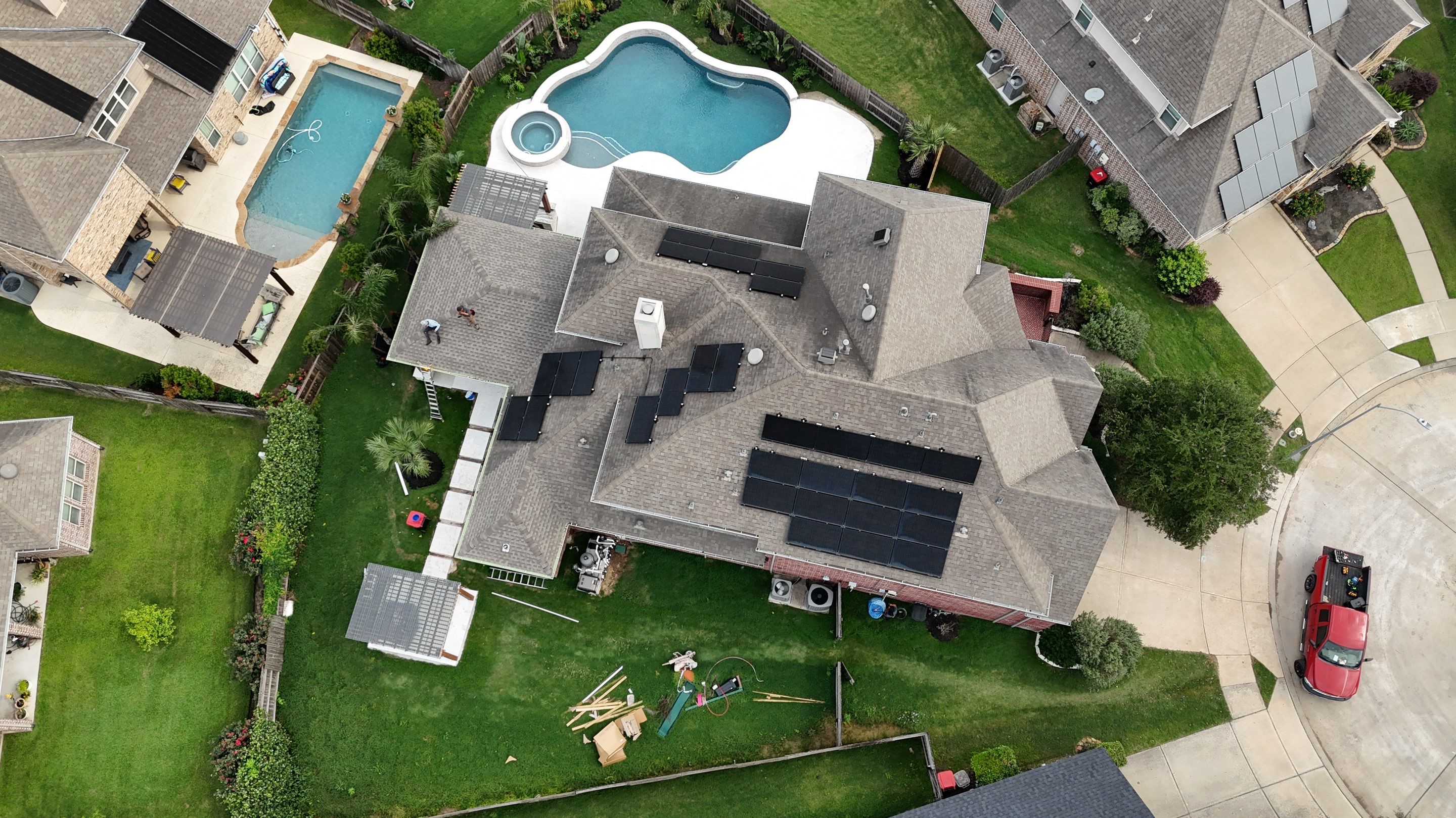 D&R In SugarLand Tx  by Sunaura Solar