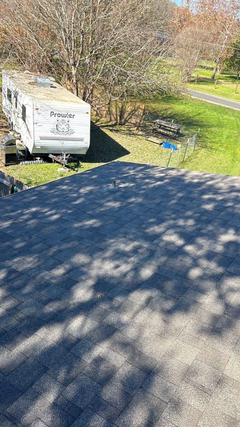 Weathered Wood - Iko Cambridge by RoofsOnly.com