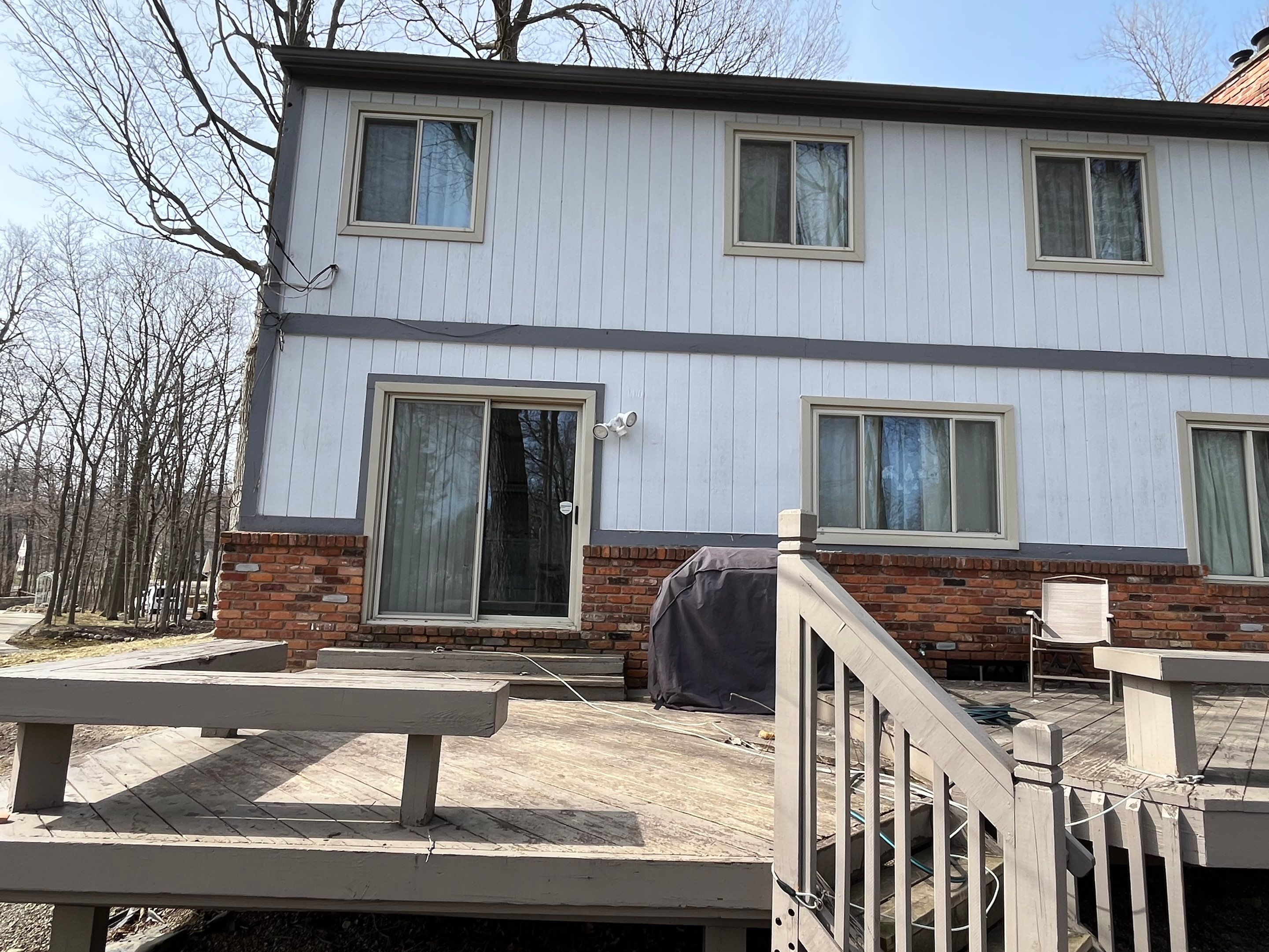 Siding Replacement using Alside Charter Oak D4.5" Deep Moss by 180 Contractors