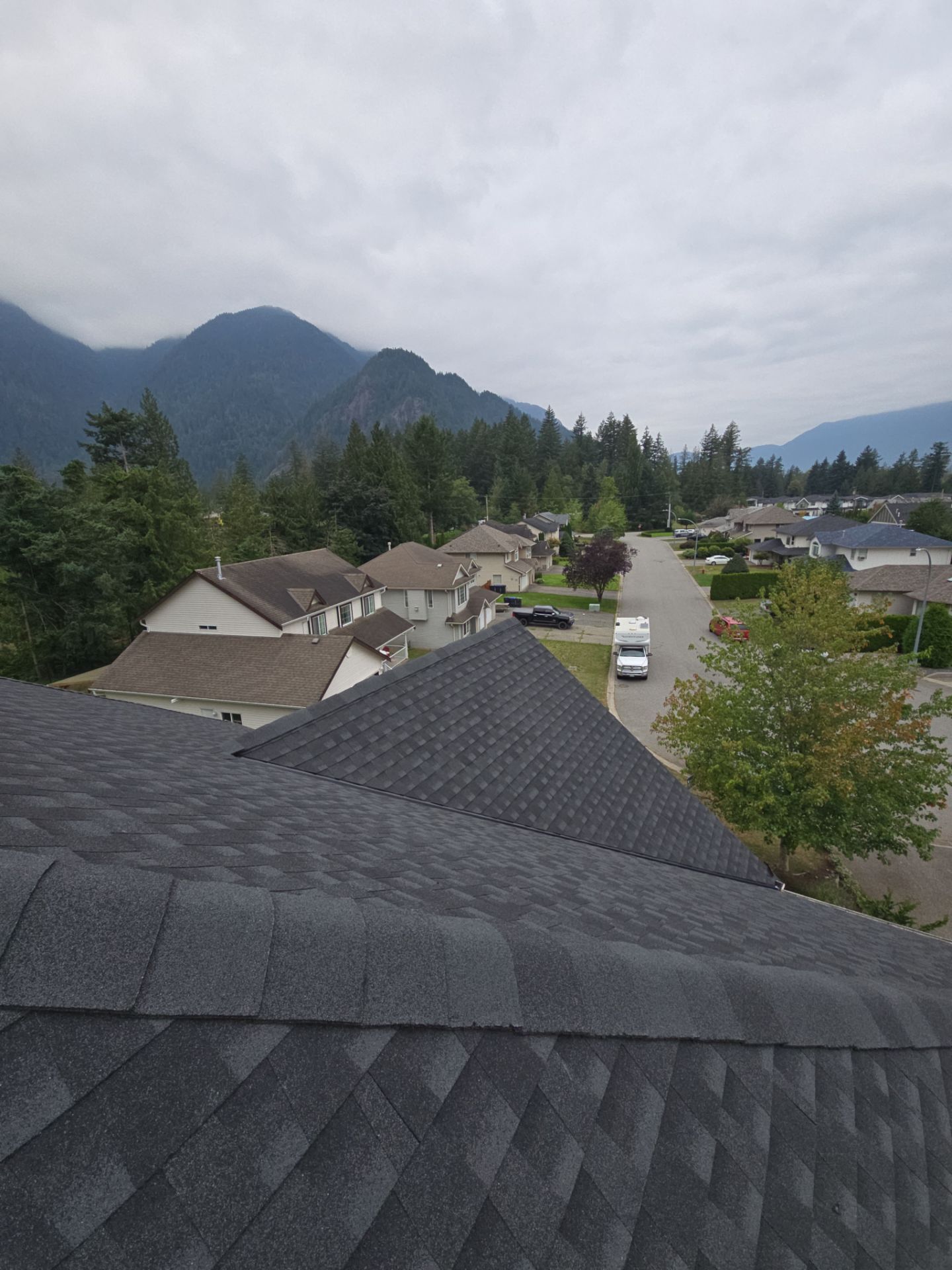 Residential Re-Roof using GAF Timberline HDZ Charcoal  by Top Notch Roofing Inc