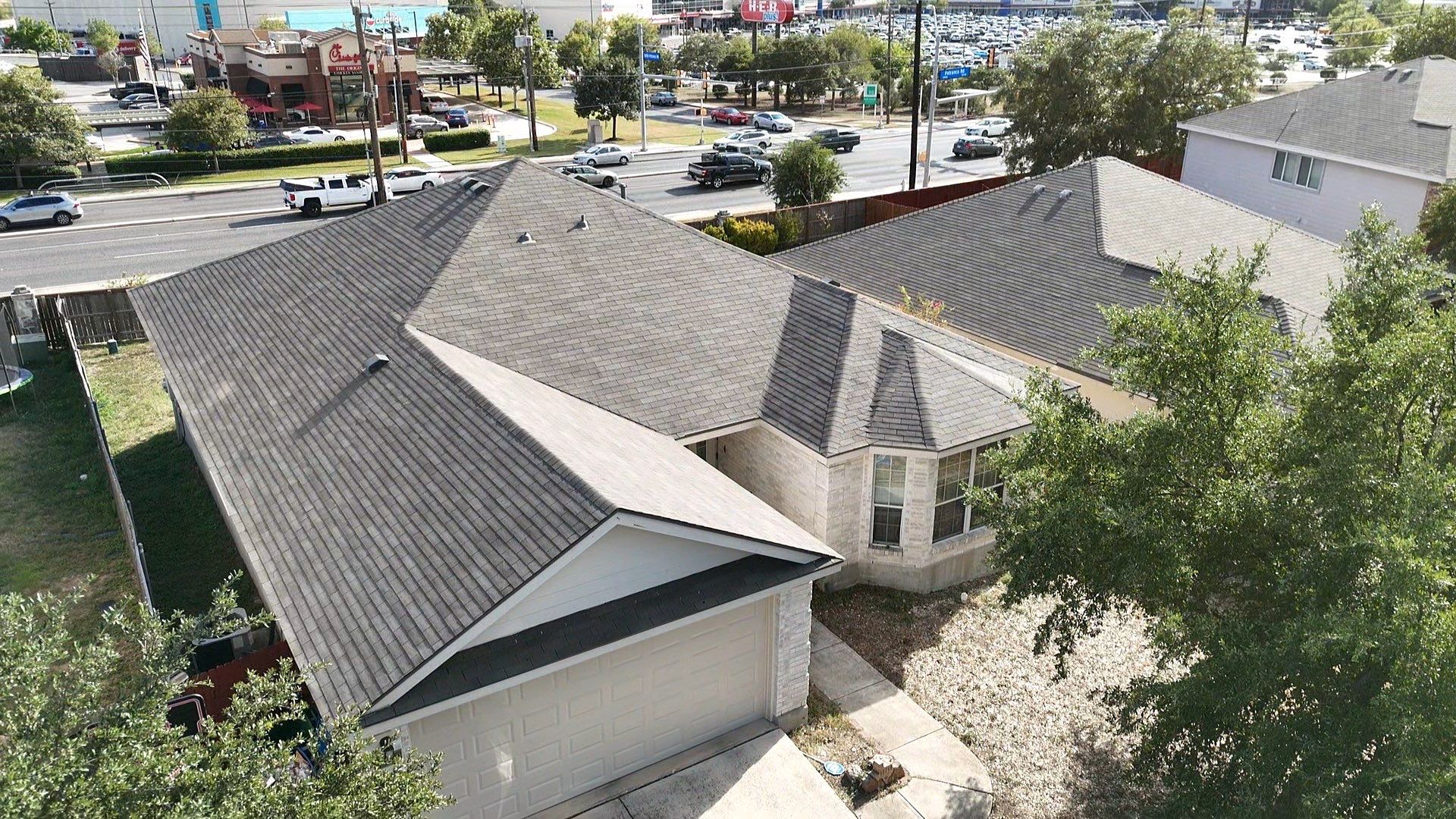 Twin Hammers Roofing & Contracting featured photo.