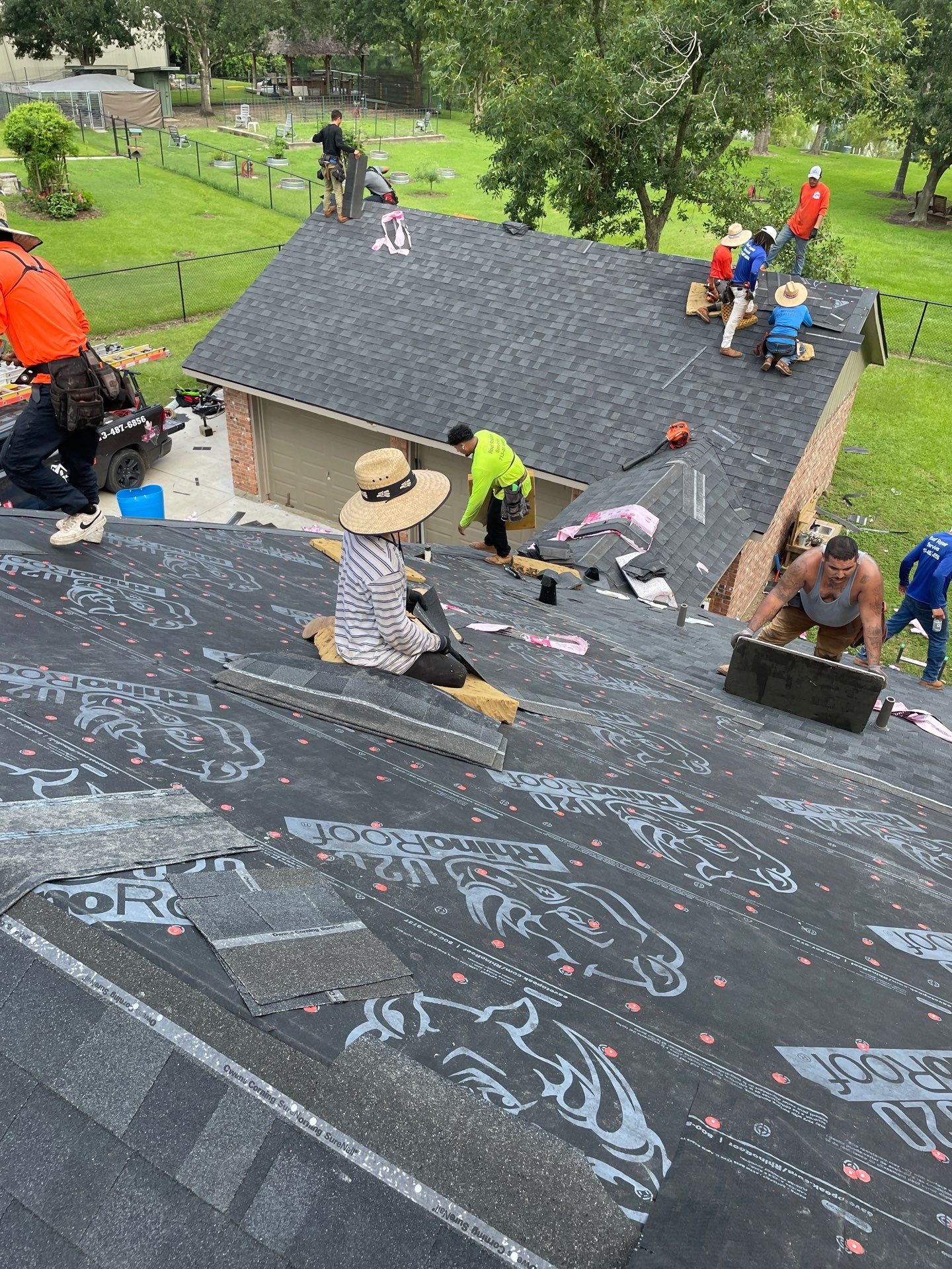 Residential Roofing Installation using Owen's Corning Duration (Lifetime) Shingles by Roof Repair Company
