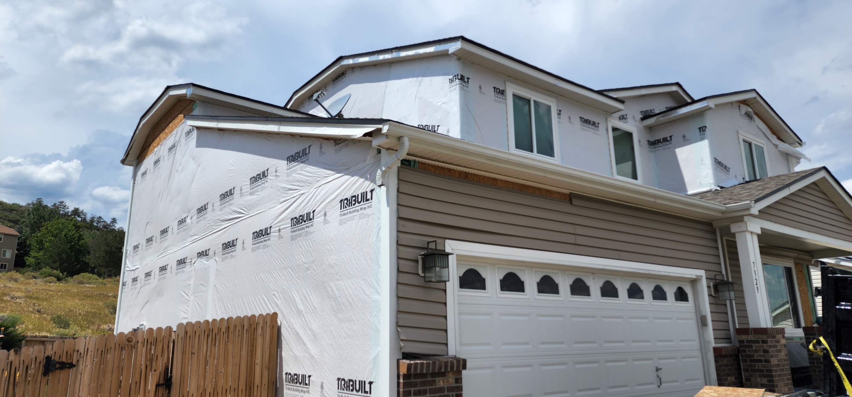Roxbough! Upgrade that Vinyl Siding to Crane Insulated Vinyl Siding by 1st choice windows and siding