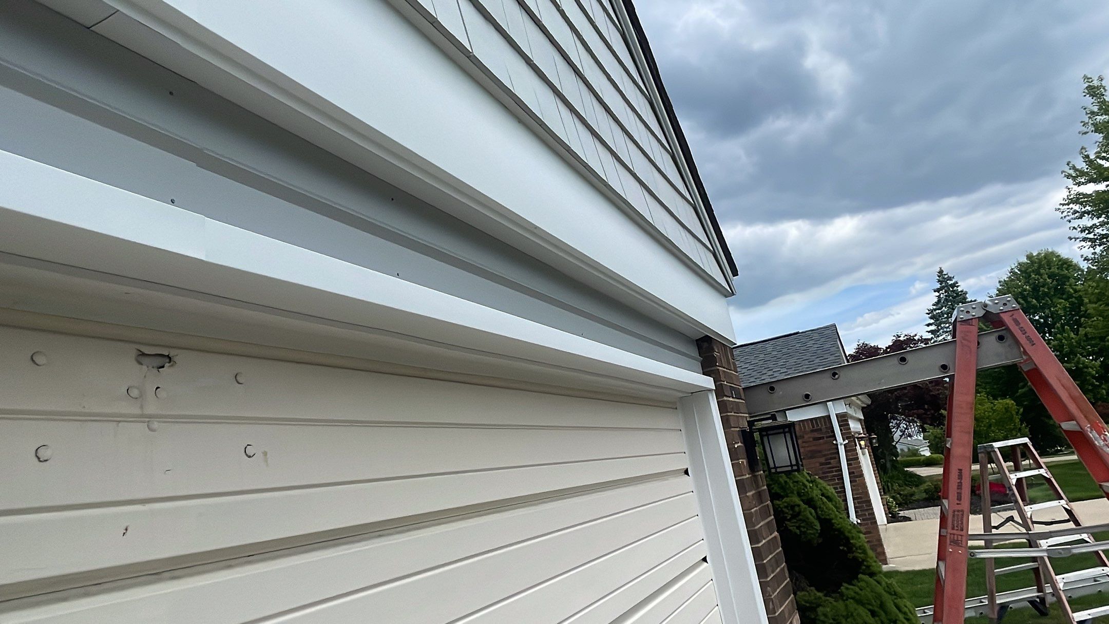 Siding Replacement using CertainTeed Restoration Classis D4 by 180 Contractors
