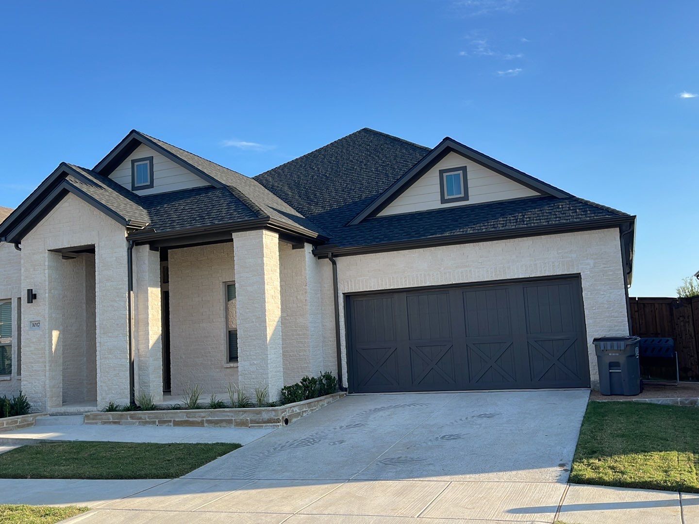 GAF HDZ - Charcoal by Elite Roofing LLC