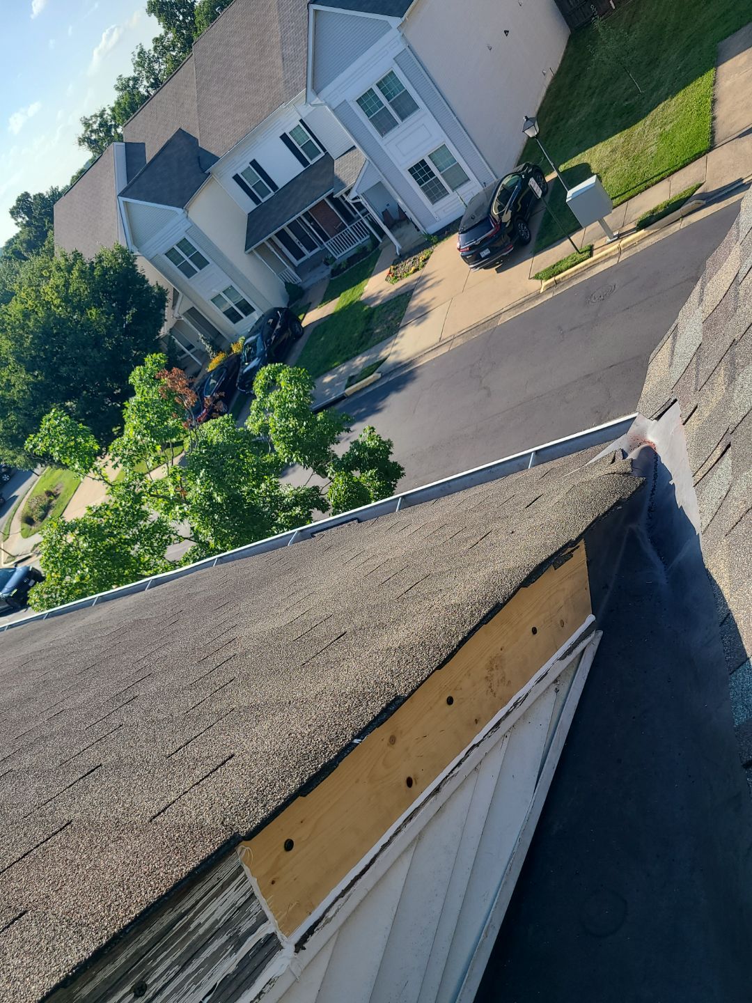 Fairfax: Roof Replacement with CertainTeed Landmark Pro Designer Shingles in Max Def Weathered Wood by RM Banning, Inc.