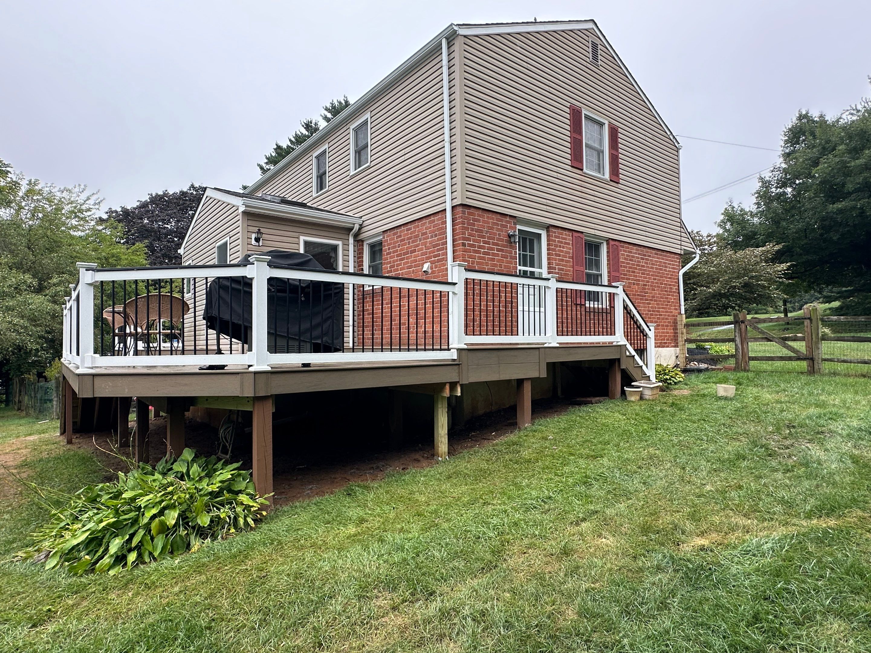 Deck Resurface using Deckorators Vista decking - color Dunnewood by deck guardian