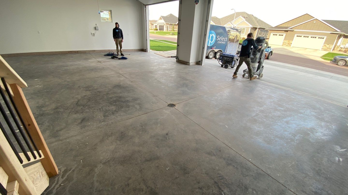 Garage using Domino  by Select Painting, Coatings & Garage Cabinets