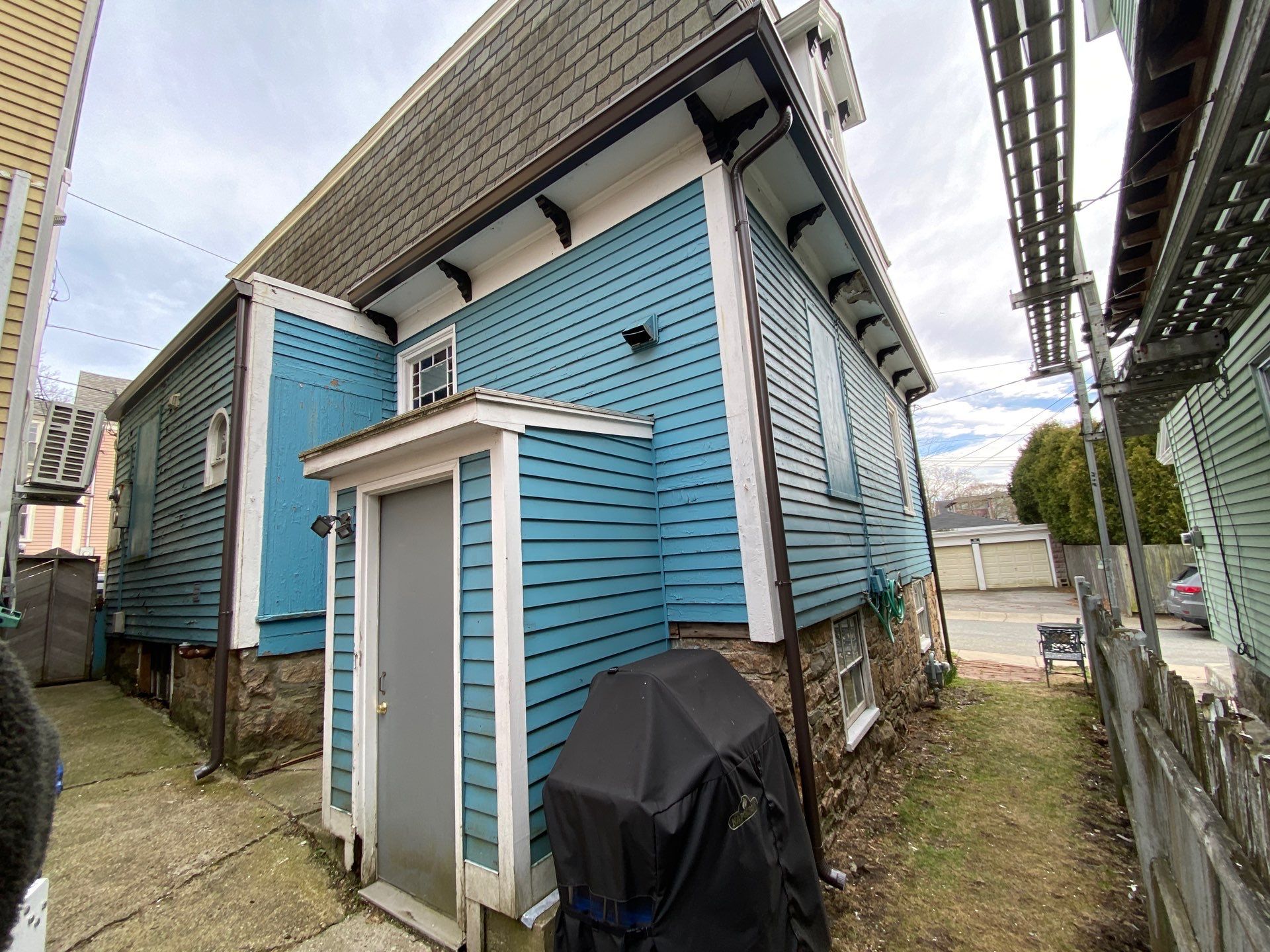 Gutter Installation using 6" K-Style Aluminum Gutter in Newport, RI by Gutter Pro Enterprises