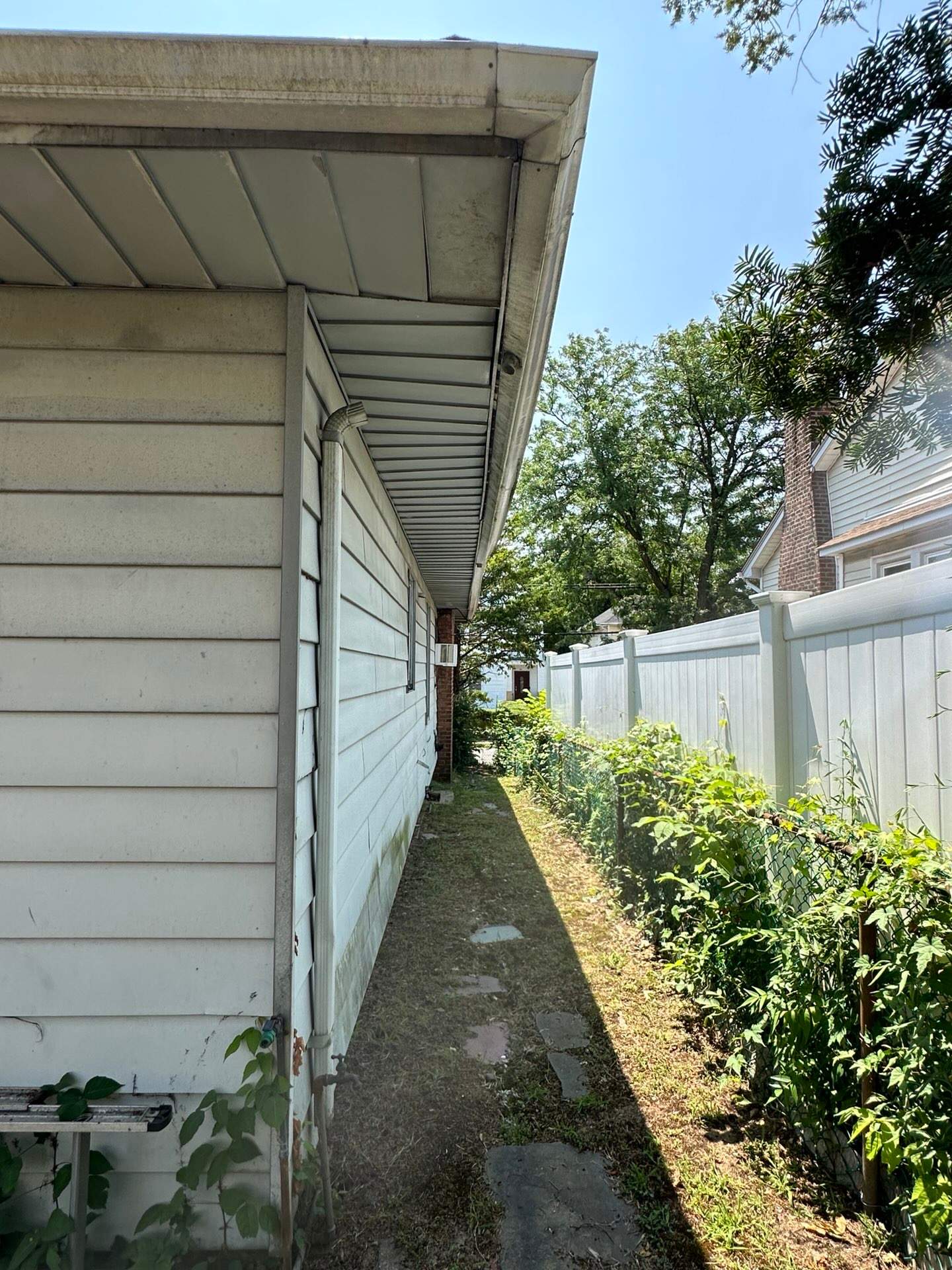 Project in Mt Vernon by The Energy Efficient Roofer & George's Seamless Gutters