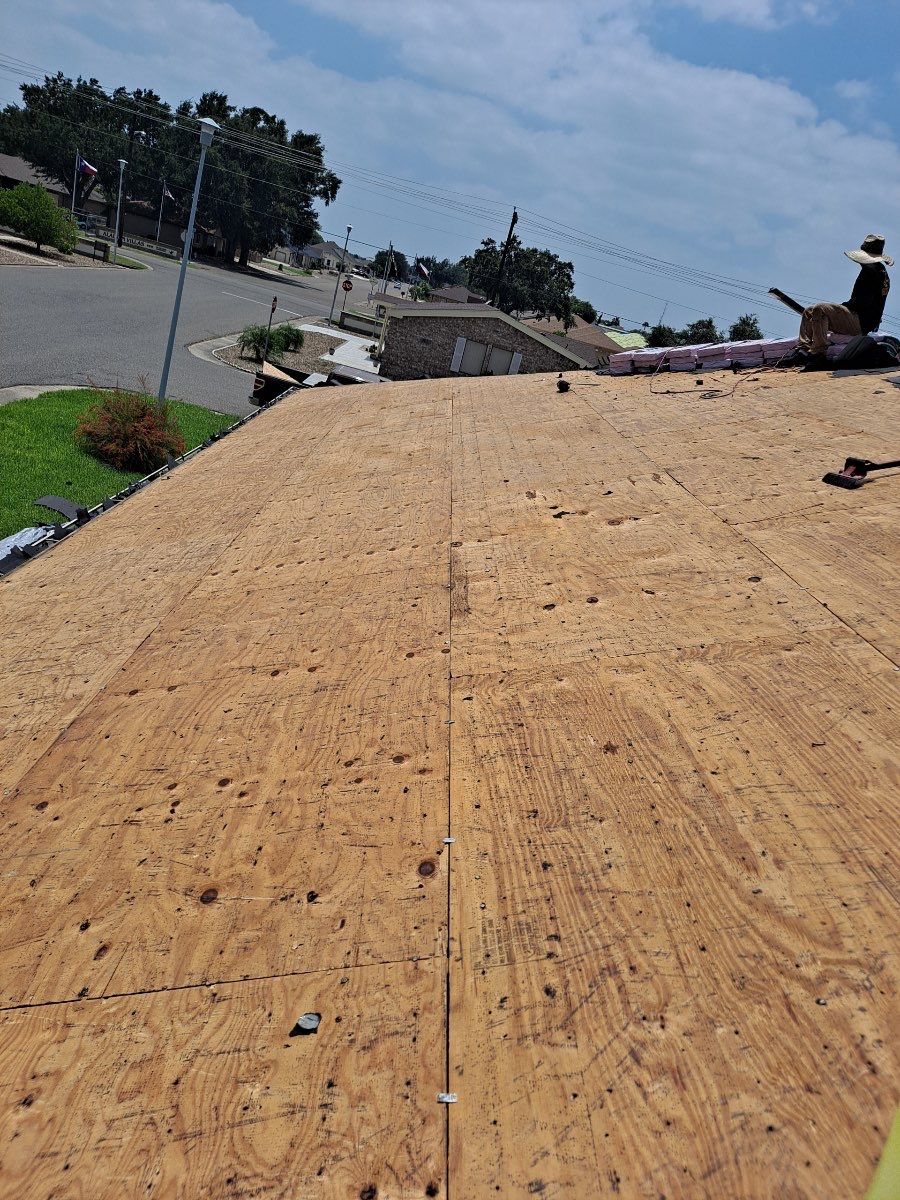 3 Tab Shingle Roof using Owens Corning Supreme by Bison Roofing