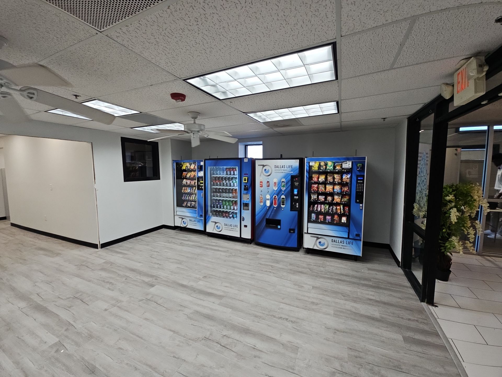 C-Store renovation at Dallas Life by EL-GC LLC 