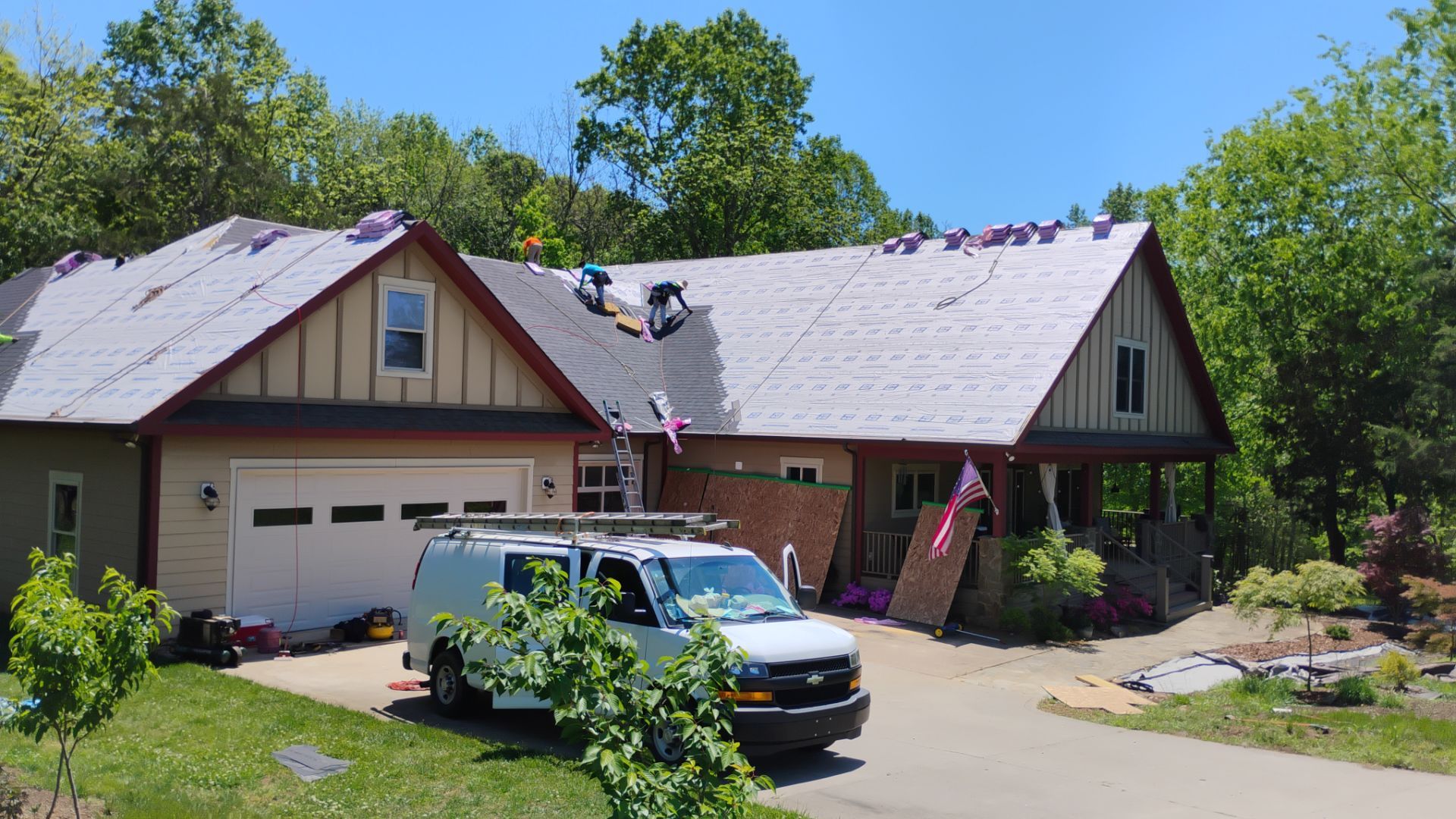 Tony's roof by BROCK BUILDERS 