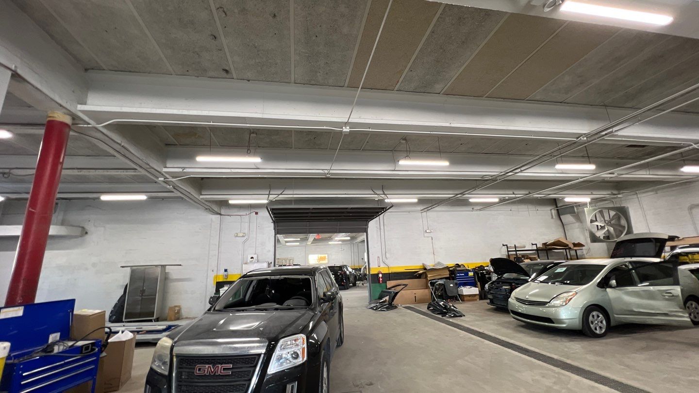 H GREG SERVICE CENTER by Souffront Construction & Engineering