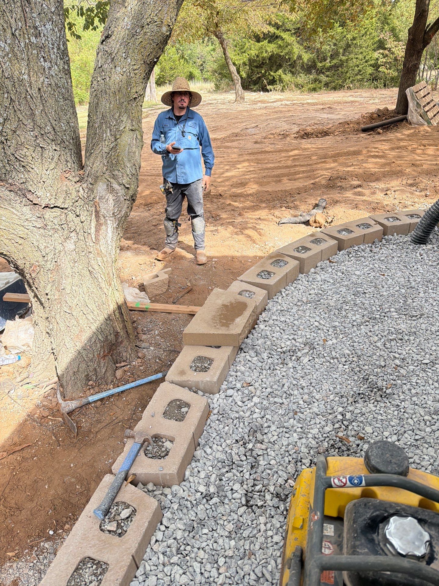Retaining Wall by Clays Services Inc