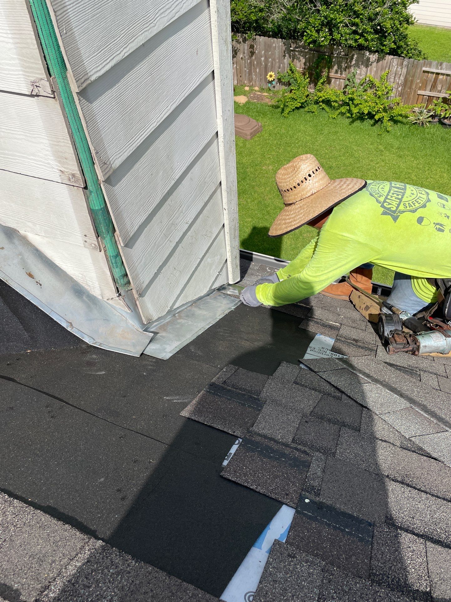 Hail Damage using Owen's Corning Duration (Lifetime) Shingles by Roof Repair Company