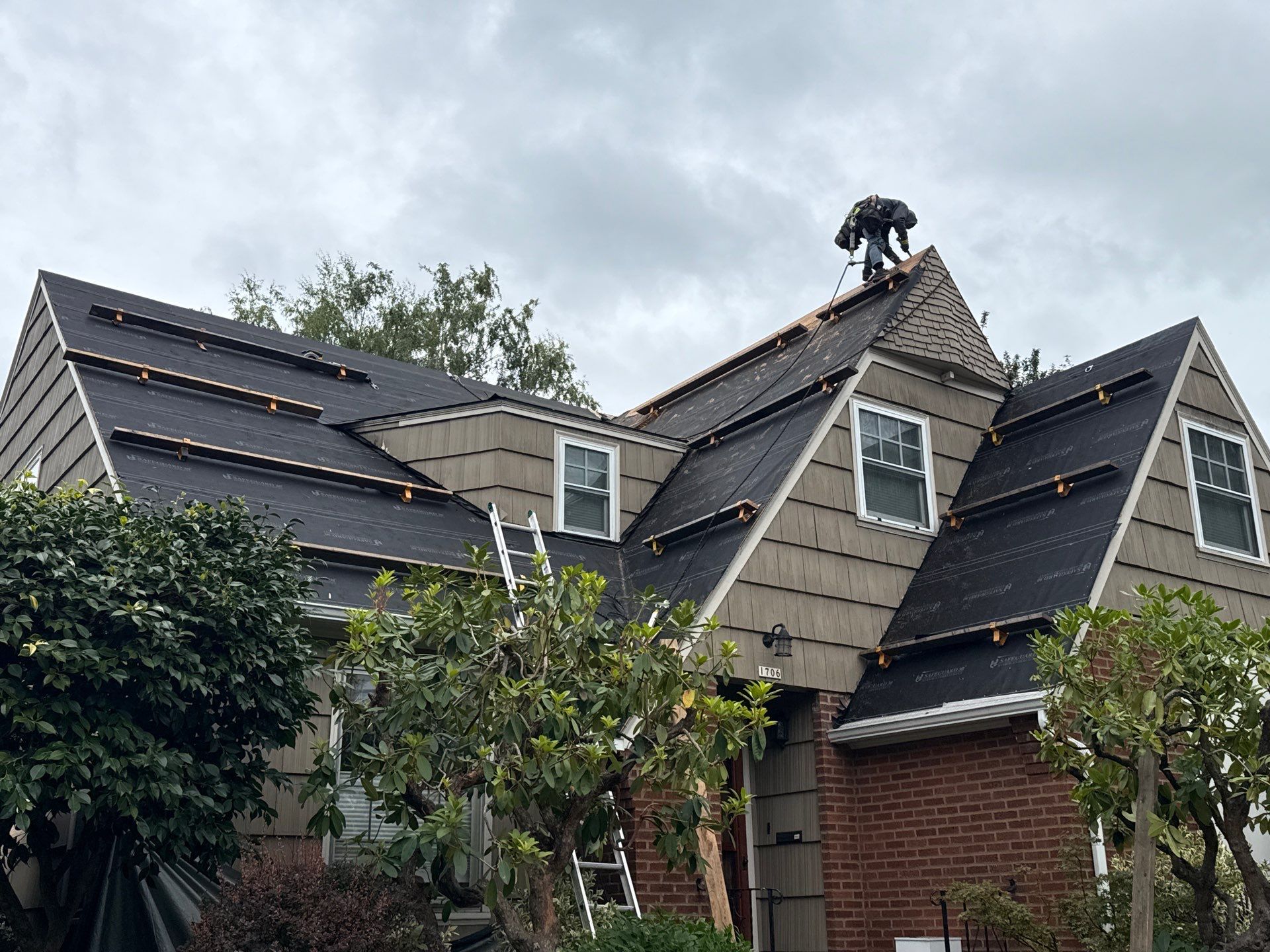 Project in Portland by Tom Leach Roofing