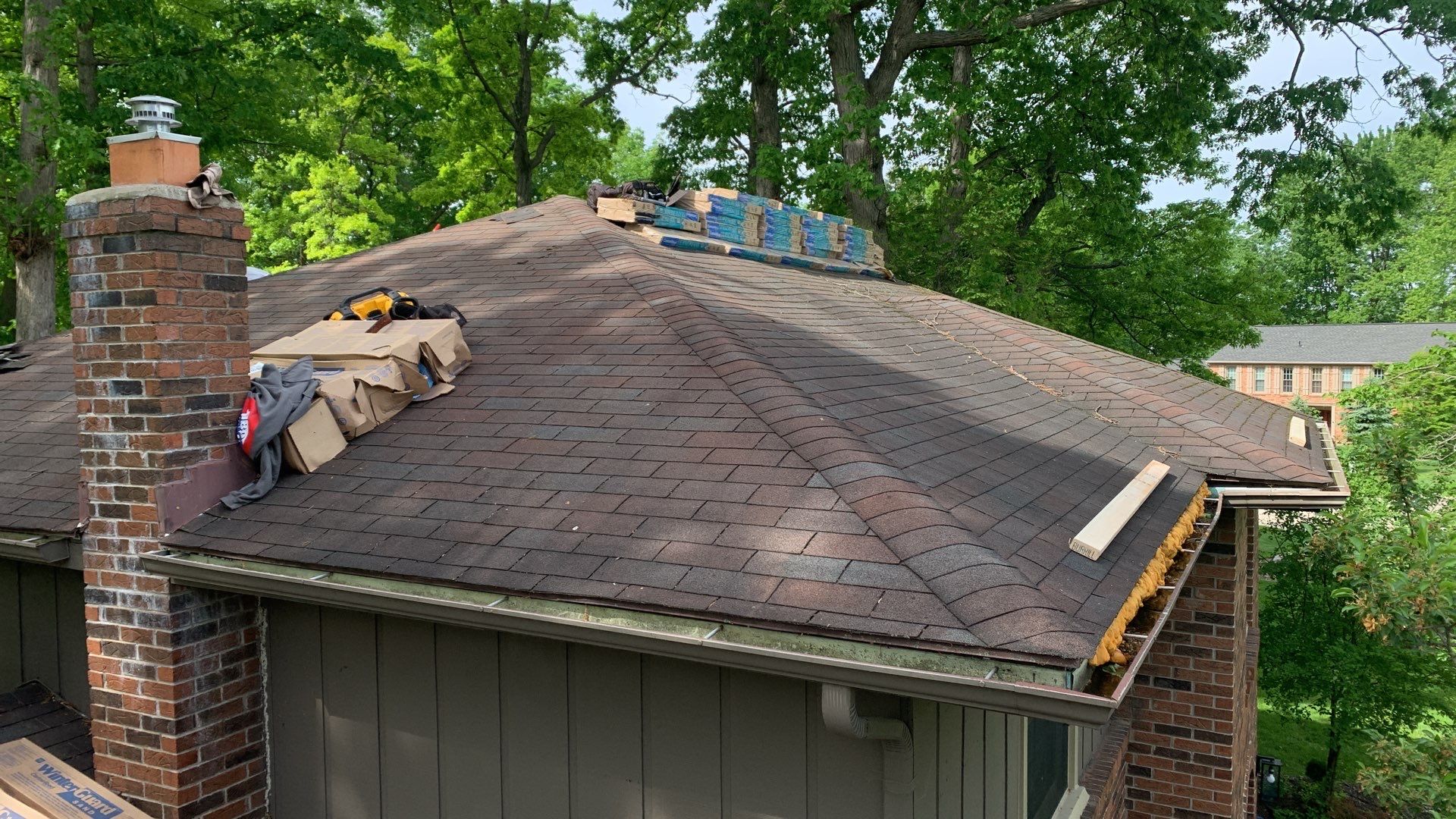 Roof Replacement using CertainTeed Landmark by 180 Contractors