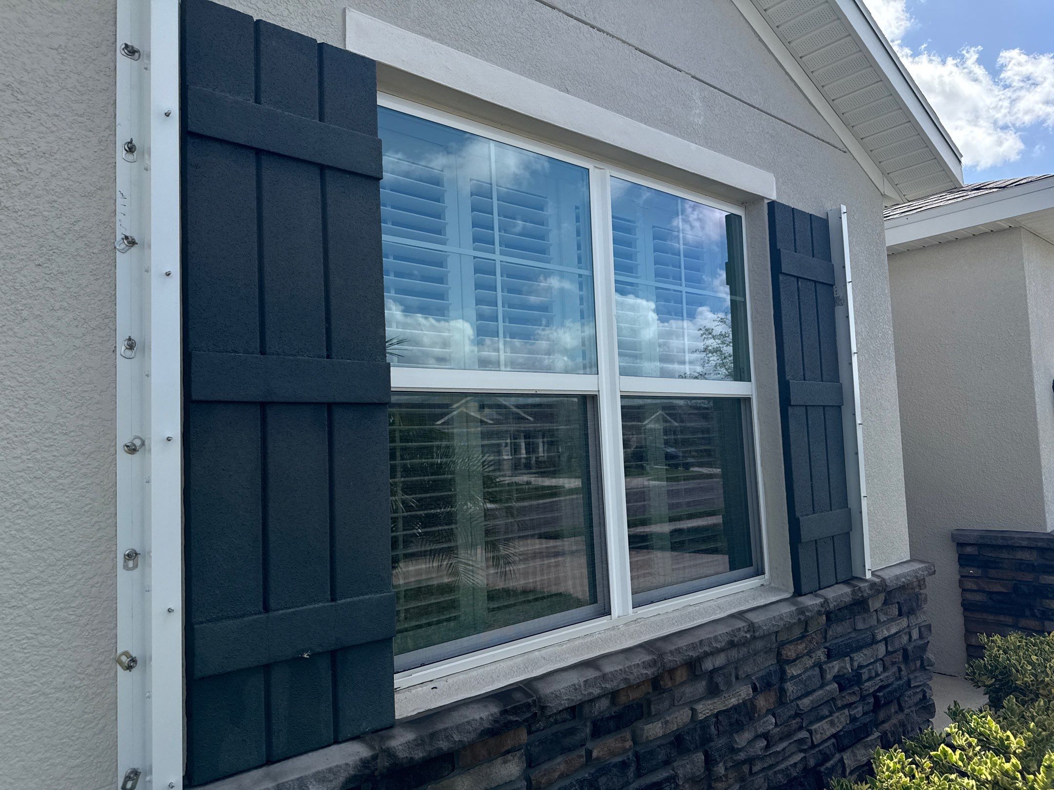 House Wash, Lanai Cleaning & Driveway Washing | Willow Walk Palmetto FL by Sunshine AquaWash