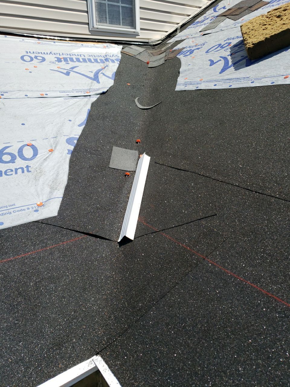 Brand: Atlas Pinnacle Color: Pristine Scotchgarde Copper Canyon Drip: White by Eagle Eye Roofing